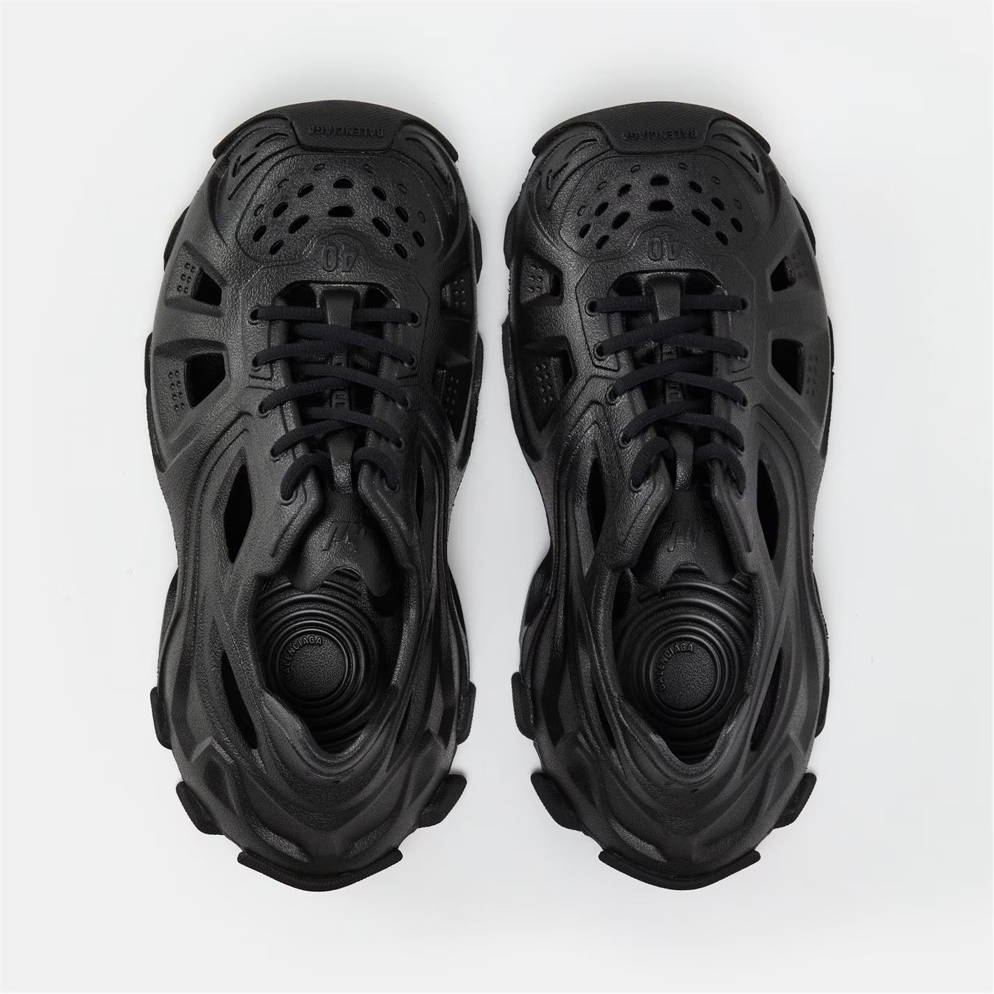 Balenciaga o1g2r1mq0226 HD Rubber Low Top Sneakers in Black Size US 9 / EU 42 - 4 Thumbnail