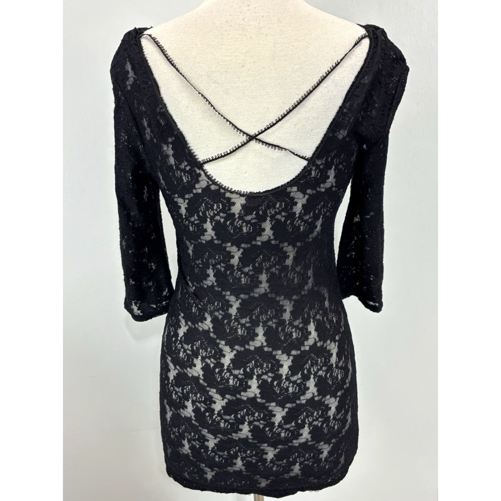 Free People VINTAGE Free People Intimately Lace Bodycon Dress Large Black Sheer Floral Witchy Womens Size L / US 10 / IT 46 - 3 Thumbnail