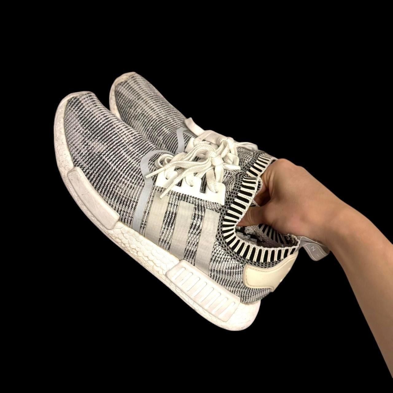Adidas Adidas NMD ‘Oreo’ Size US 10 / EU 43 - 2 Thumbnail