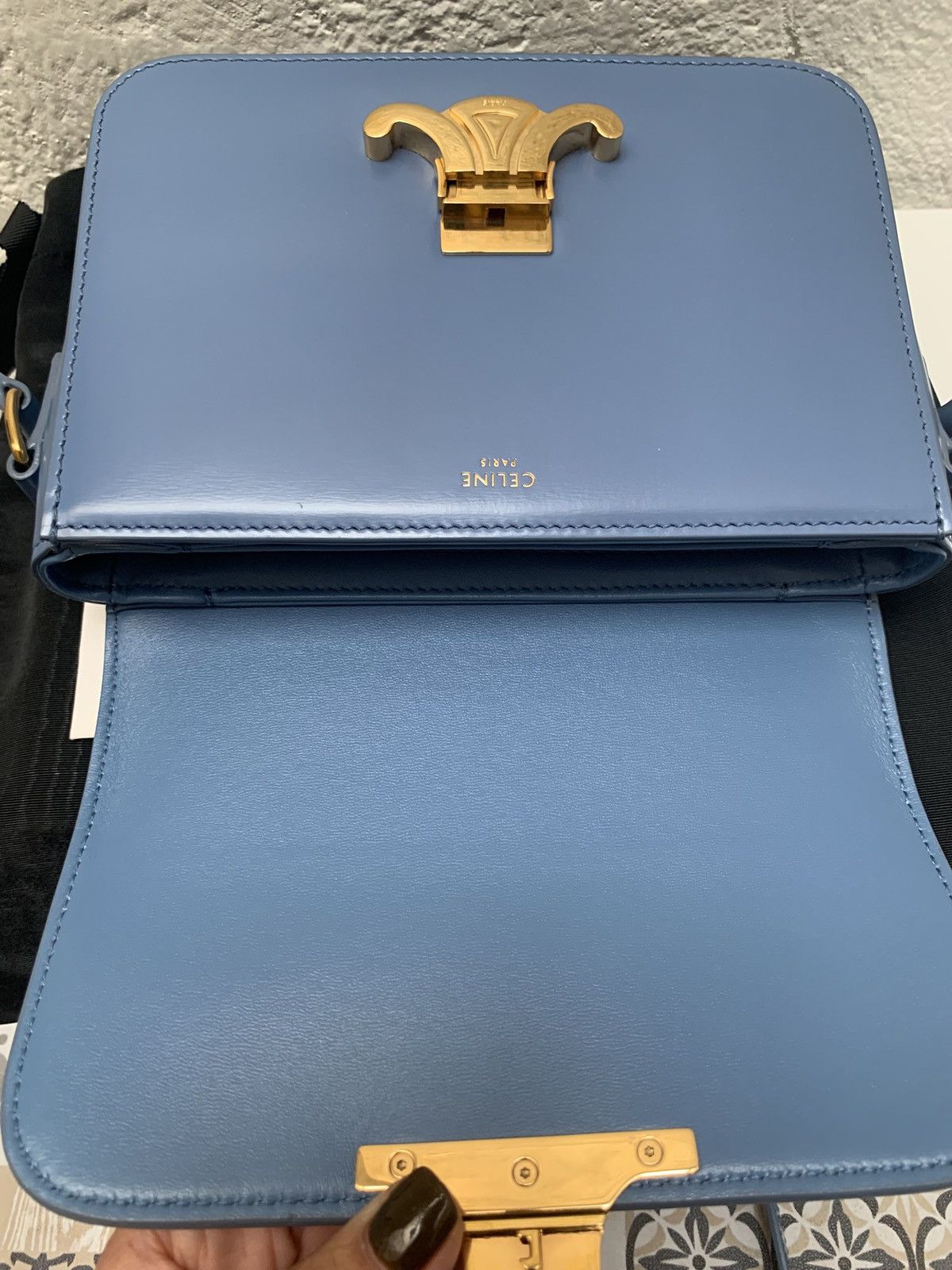 Celine Celine Troimphe Teen Azur BN 3300€ Size ONE SIZE - 7 Thumbnail