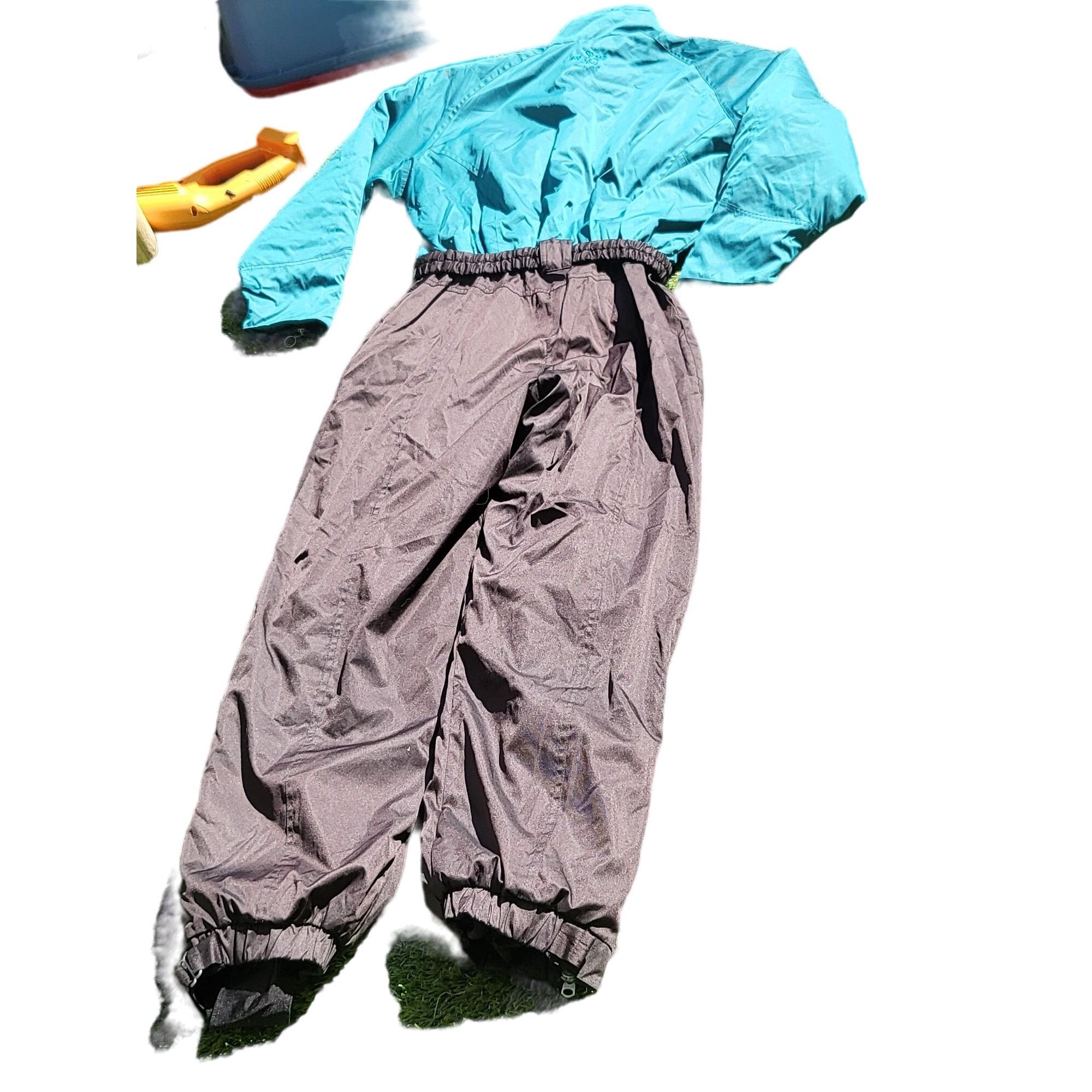 Vintage Vintage Inside Edge Performance Outerwear Ski Jumpsuit Women Size ONE SIZE - 2 Thumbnail