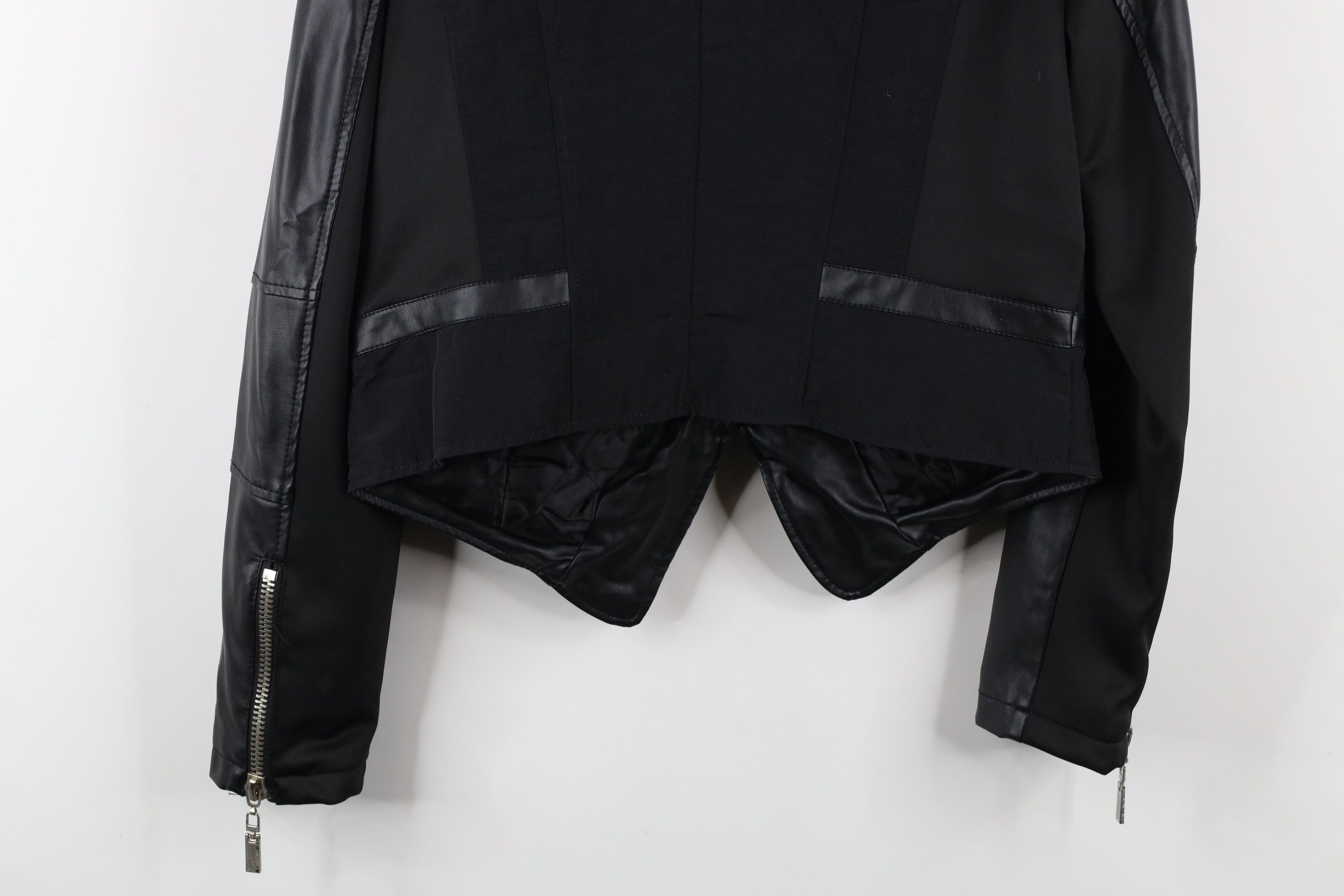Vintage Vintage Cache Asymmetrical Zip Cropped Motorcycle Jacket Size L / US 10 / IT 46 - 14 Thumbnail