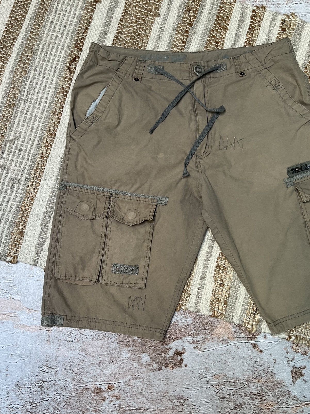 Japanese Brand × Vintage Vintage Japanese cargo patchwork shorts Size US 33 - 2 Thumbnail