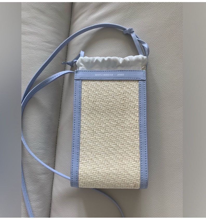 Gentle Monster GENTLE MONSTER X JENNIE JENTLE GARDEN CROSSBODY BAG Size ONE SIZE - 3 Thumbnail