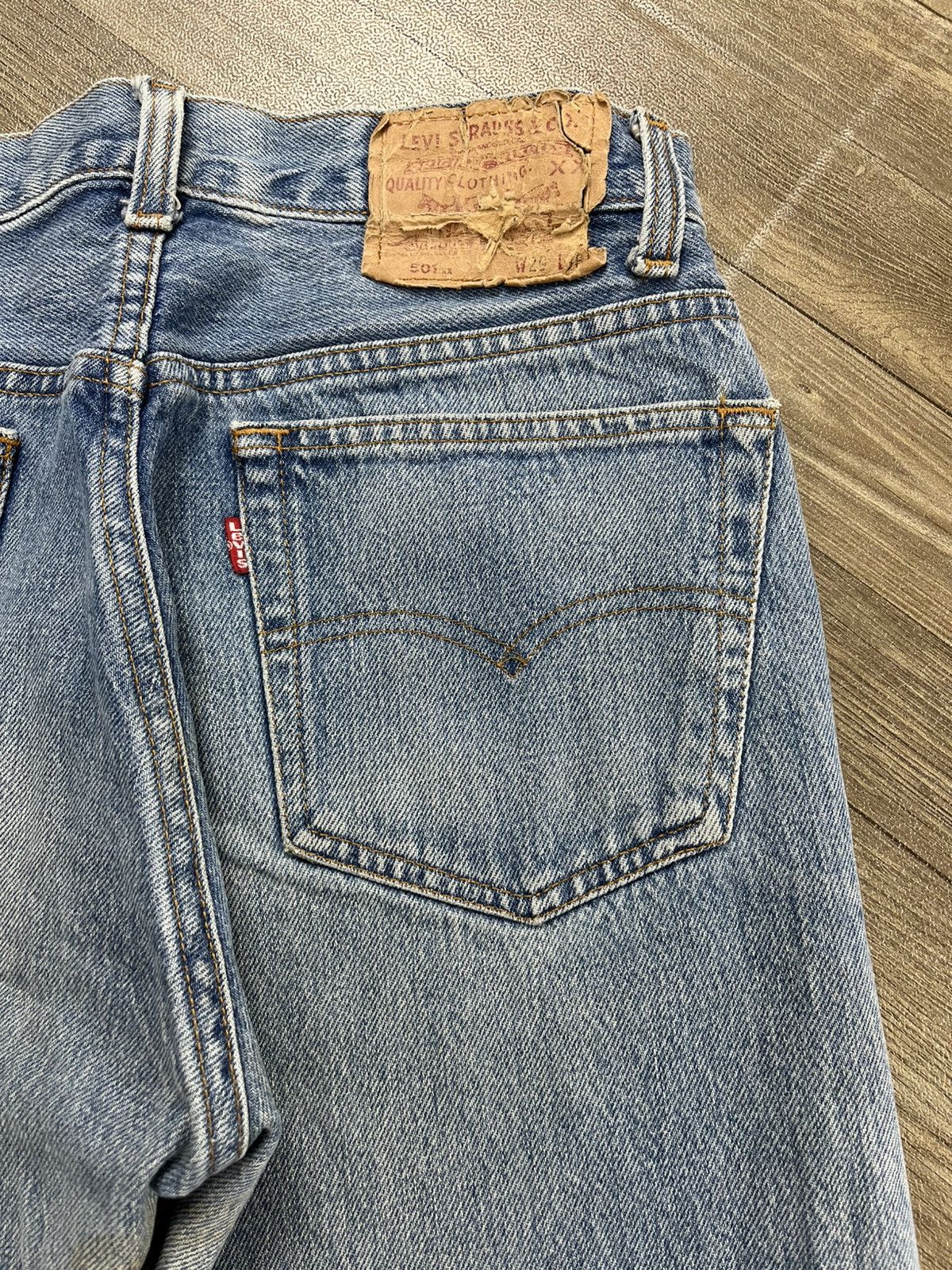 Levi's Vintage Clothing 🇺🇸1990s Vintage Levis 501XX 29x36 Light Blue Straight Jeans Size US 29 - 17 Thumbnail