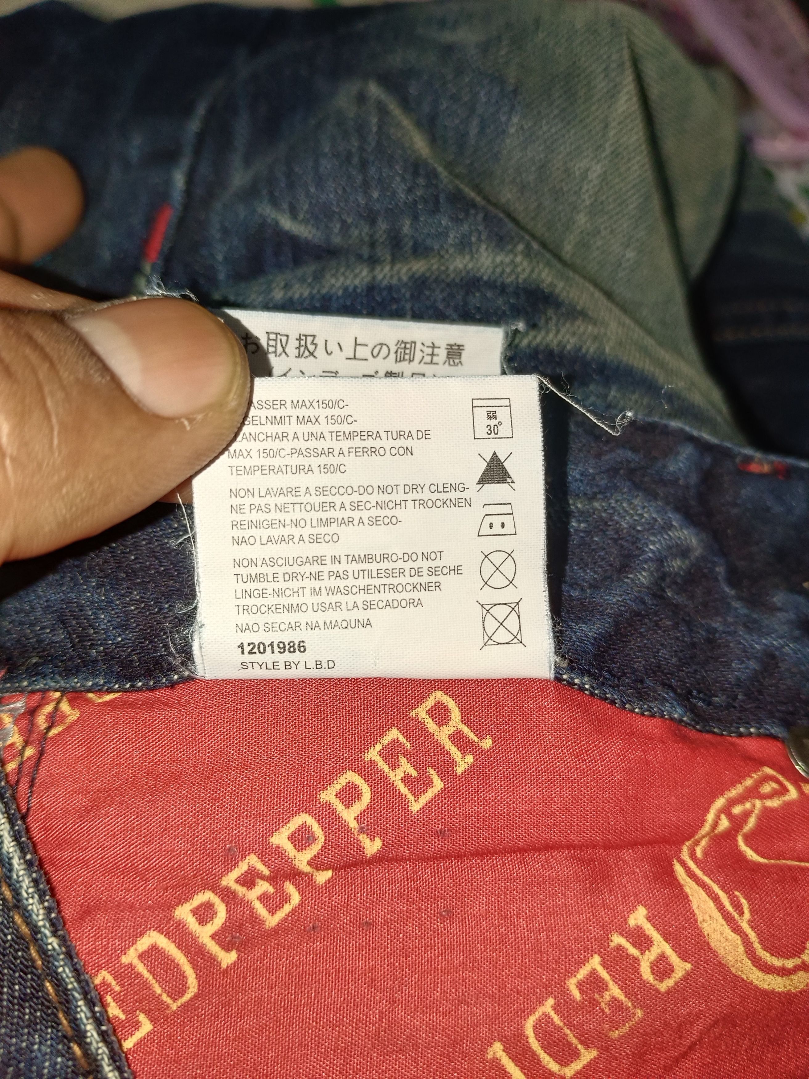 Ed Hardy Red Pepper Jeans MudWash Flare Embroided Flower Size US 30 / EU 46 - 12 Thumbnail