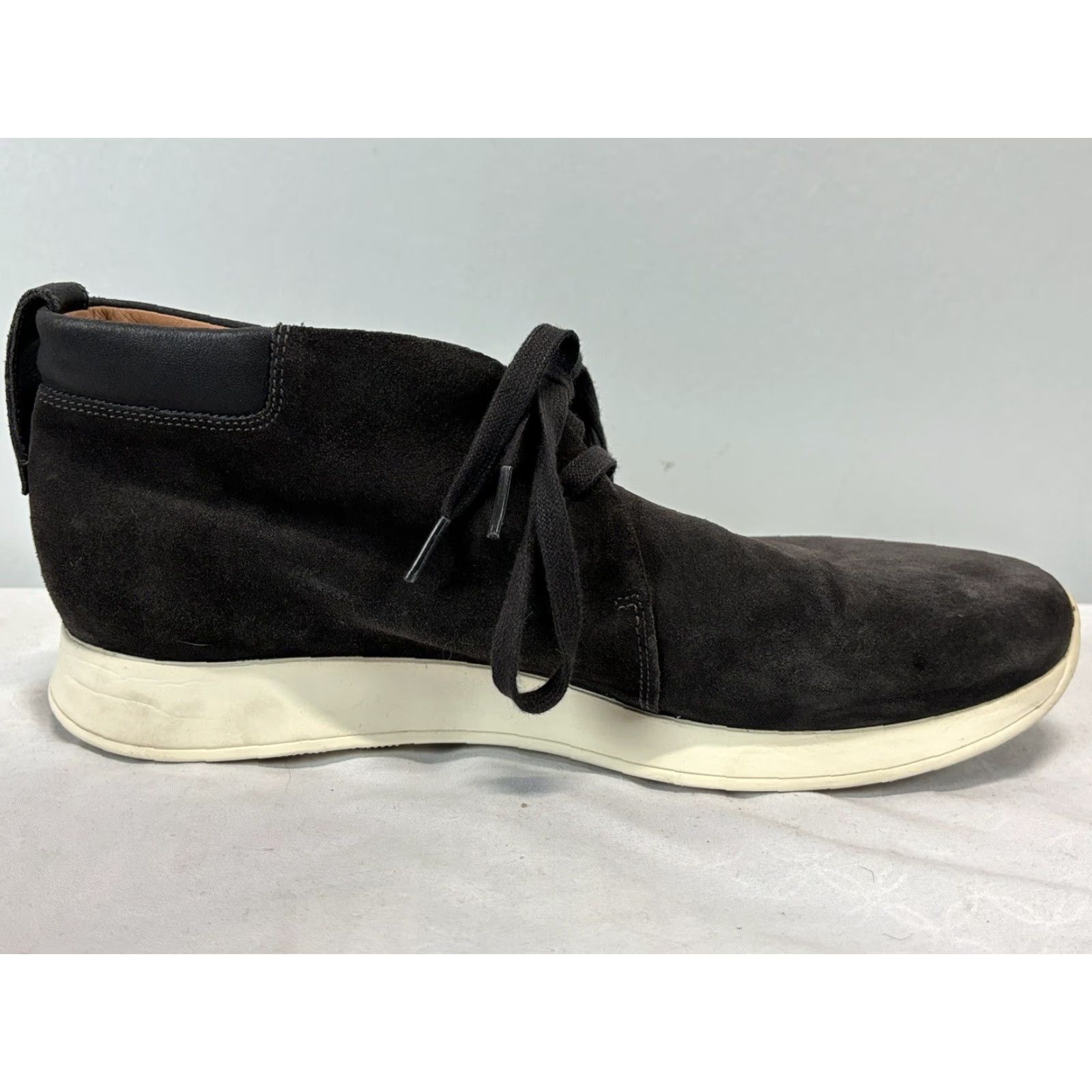 Vince Vince Marcus Granite Suede Boots 12 Chukka Mens Casual GUC Size US 12 / EU 45 - 2 Thumbnail