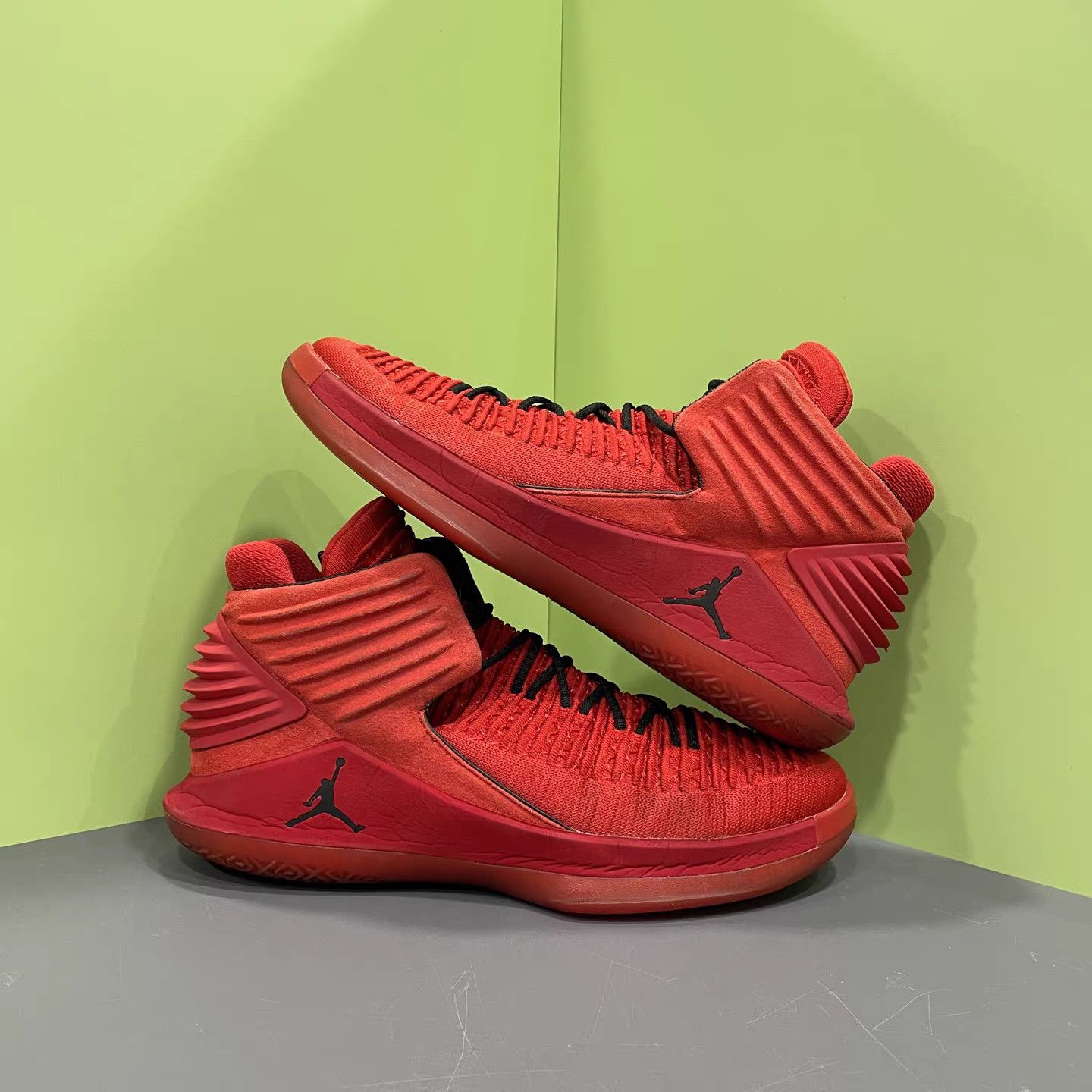 Jordan Brand Air Jordan 32 Bulls Red Basketball Shoes K15 Size US 11 / EU 44 - 4 Thumbnail