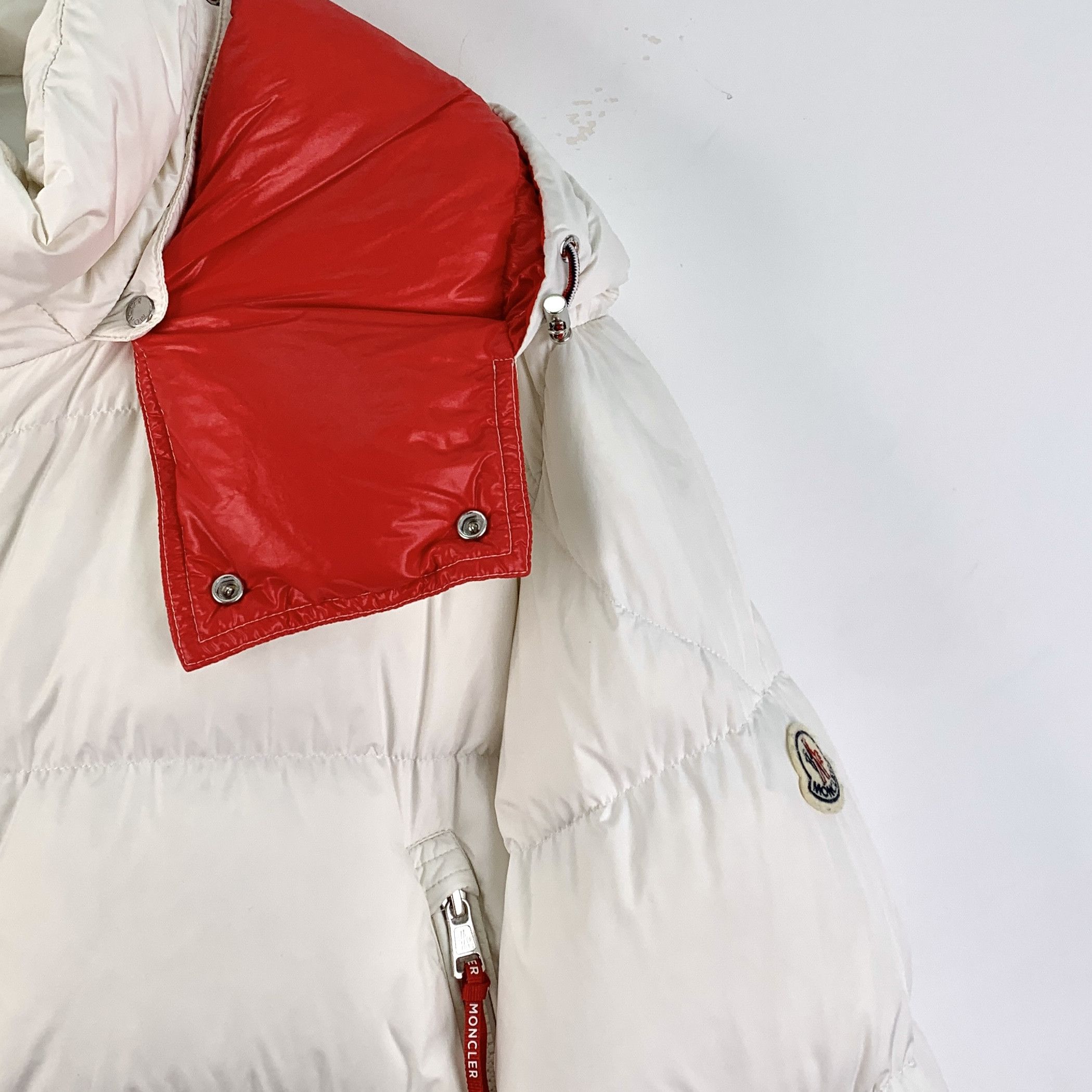 Moncler Moncler Poirier White Hooded Down Jacket (4) Size US XL / EU 56 / 4 - 8 Thumbnail