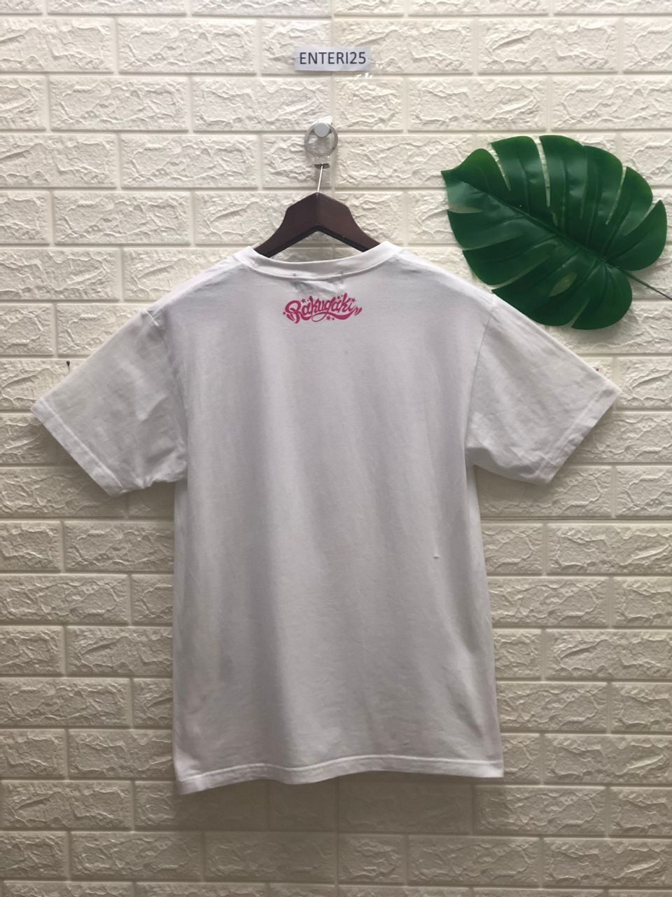 Cartoon Network vintage Rakugaki tokyo by azi spray can speciality work Size US L / EU 52-54 / 3 - 8 Thumbnail