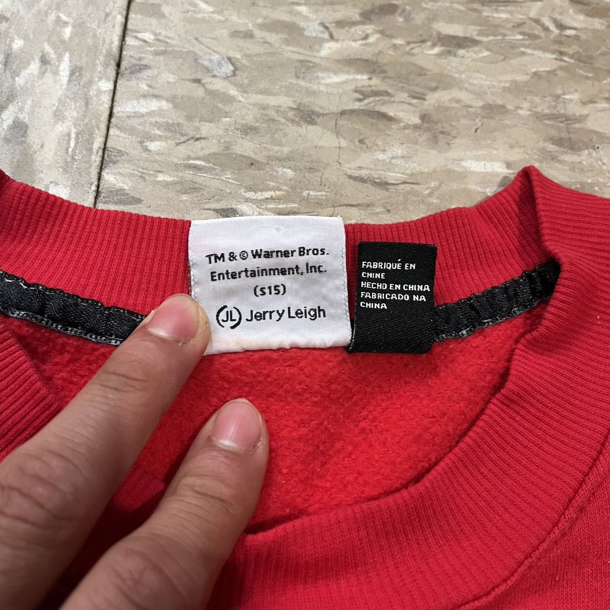 Other Vintage Red Looney Tunes Marvin The Martian Crewneck Size US S / EU 44-46 / 1 - 4 Thumbnail