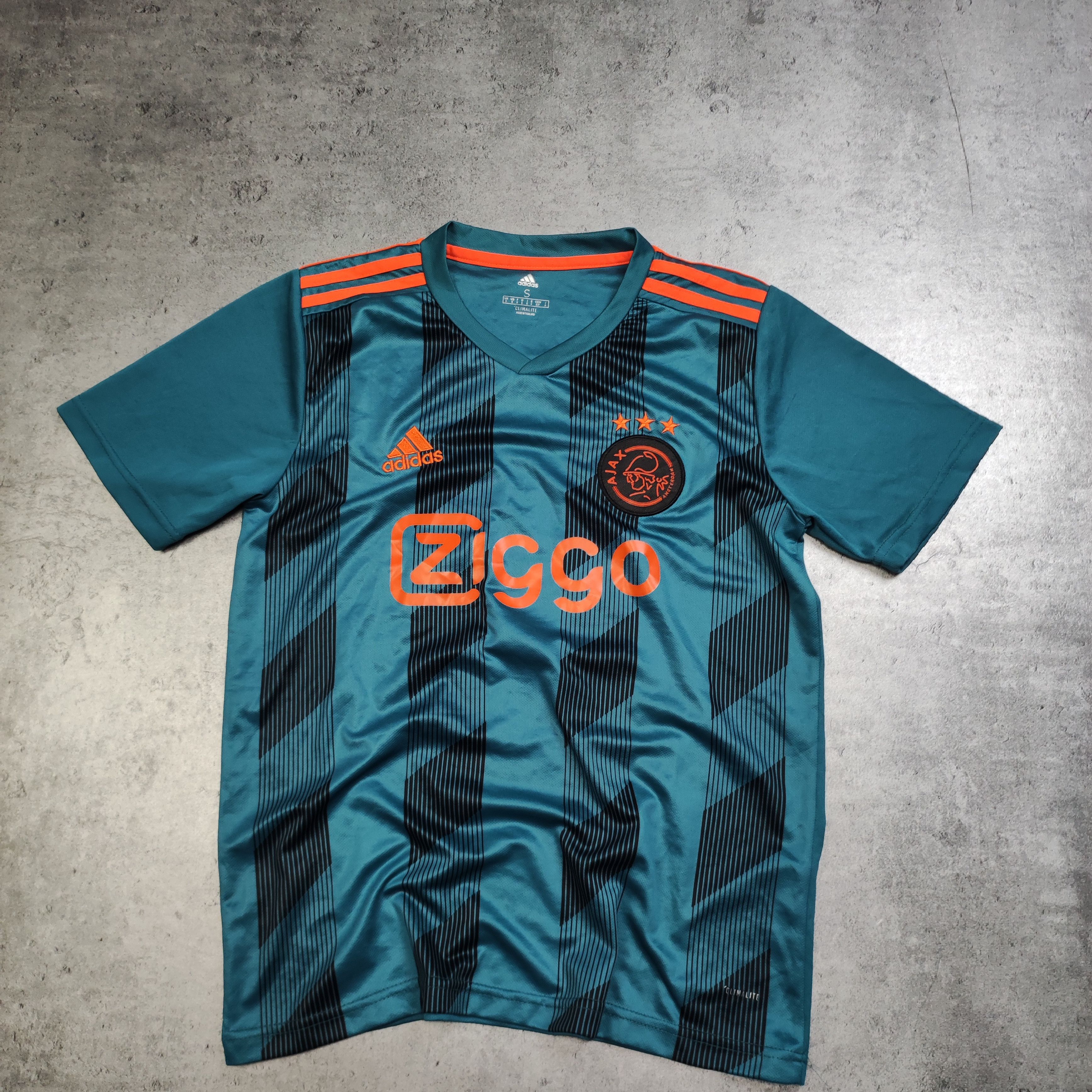 Adidas RARE Ajax Amsterdam x Adidas Football #10 Tadic Jersey Size US S / EU 44-46 / 1 - 3 Thumbnail