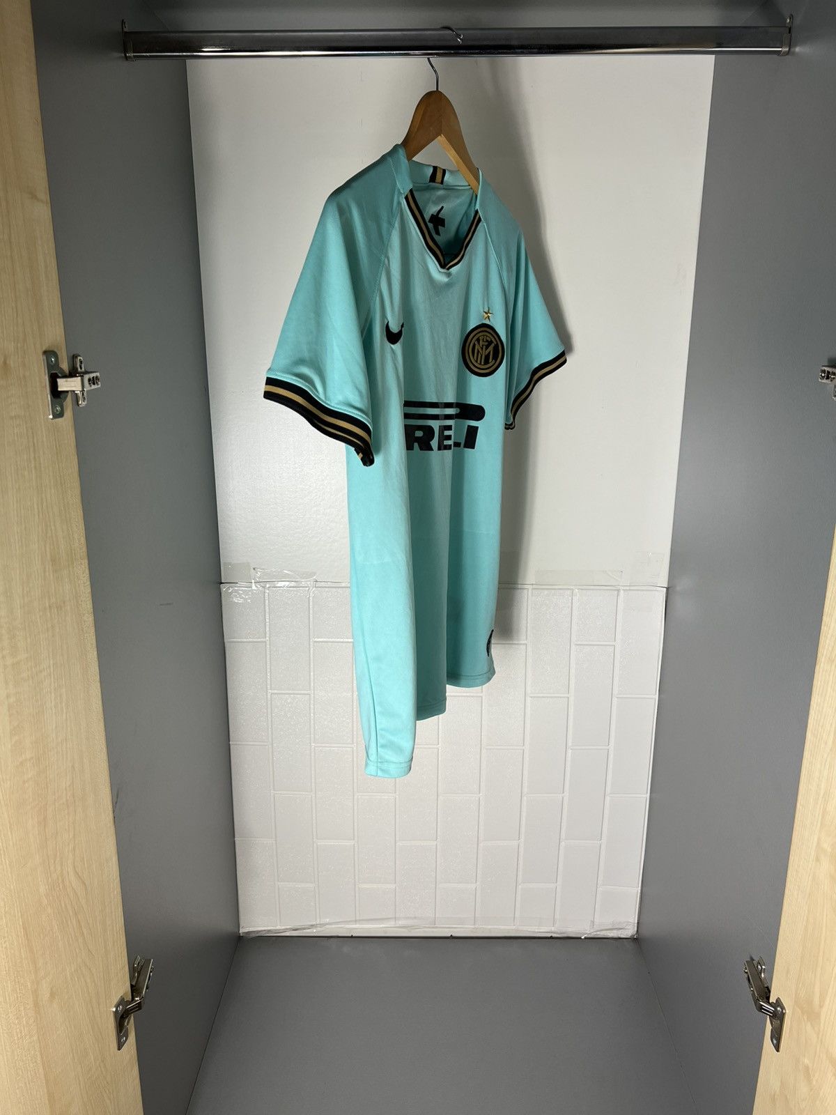 Nike VINTAGE NIKE FC INTER MILAN ITALY SOCCER JERSEY RETRO Y2K Size US M / EU 48-50 / 2 - 6 Thumbnail