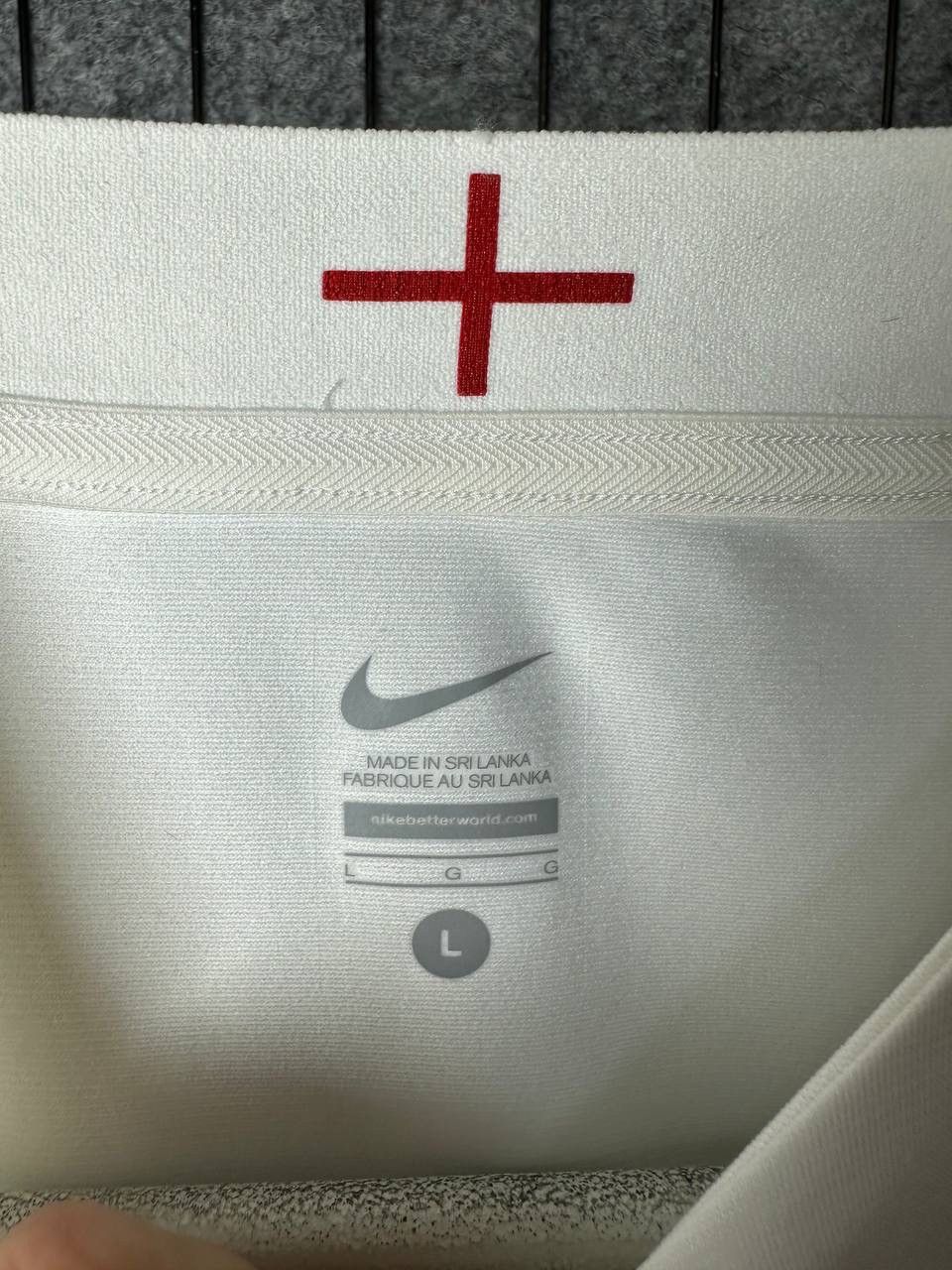 Nike Nike England rugby jersey size Large womans Size L / US 10 / IT 46 - 4 Thumbnail