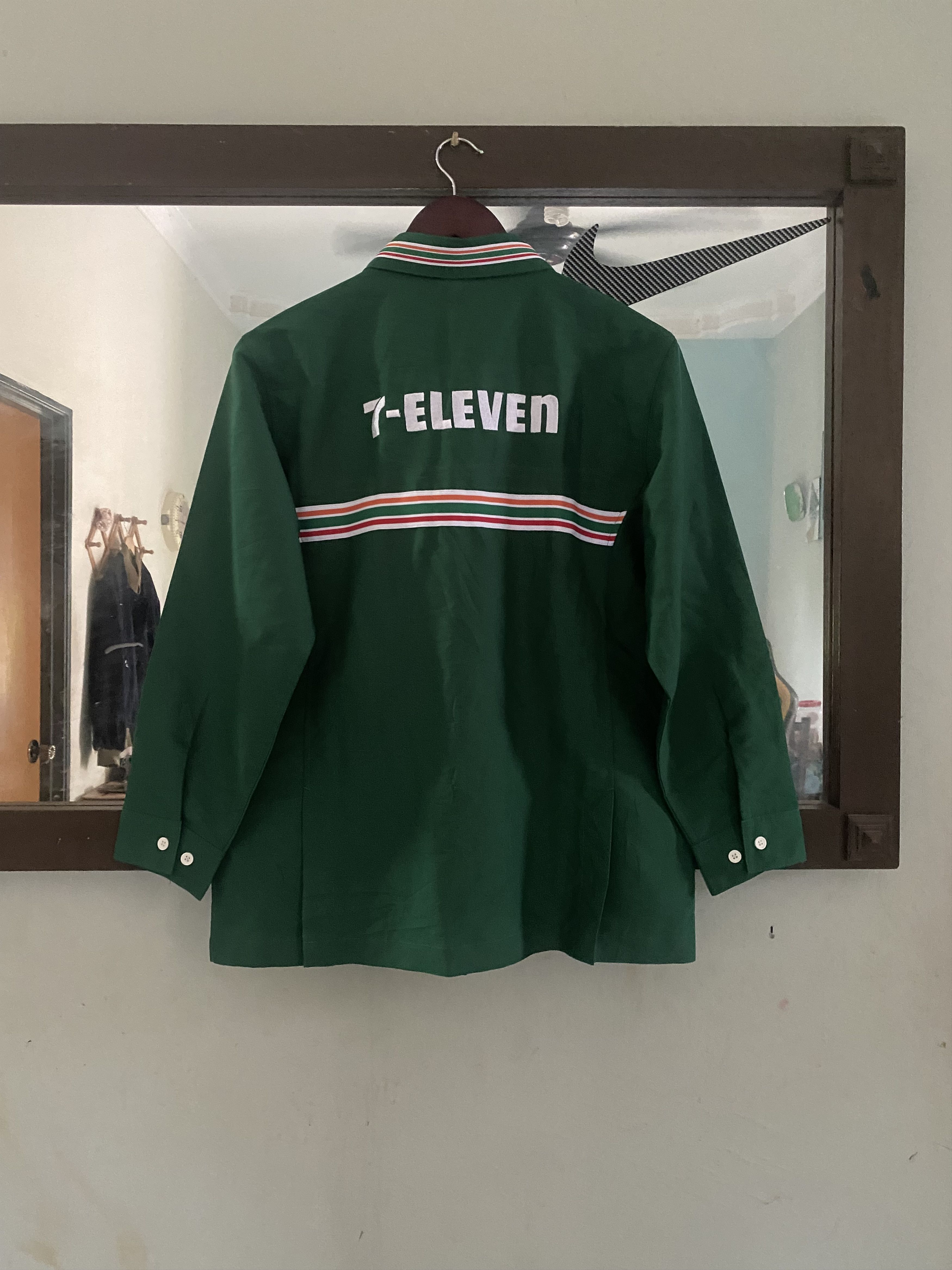 Japanese Brand × Logo 7 × Vintage Vintage 7 Eleven Uniforn Workers Zipper Shirt Size US M / EU 48-50 / 2 - 4 Thumbnail