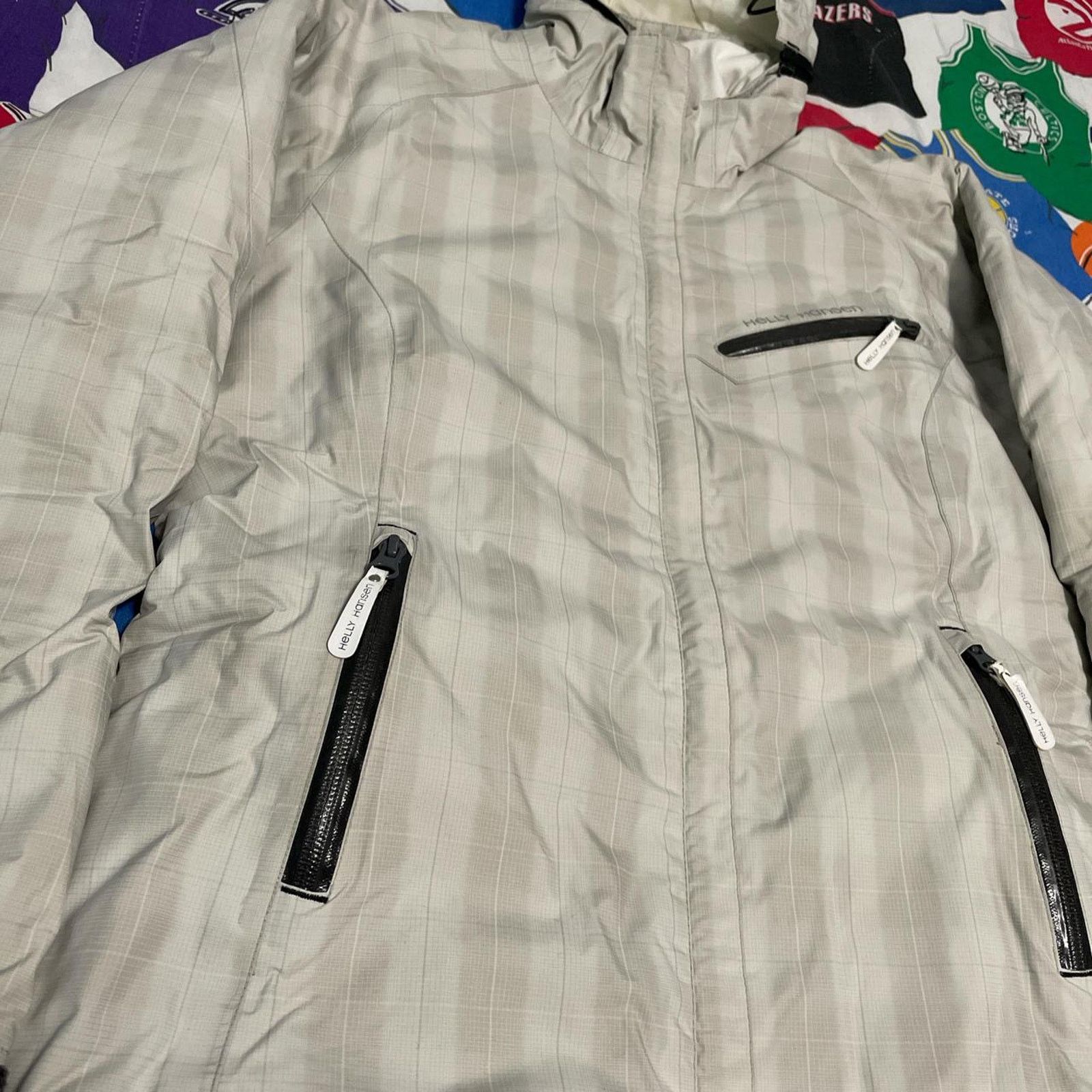 Helly Hansen Helly Hansen Women's Alphelia Lifaloft Ski Jacket Size S / US 4 / IT 40 - 3 Thumbnail