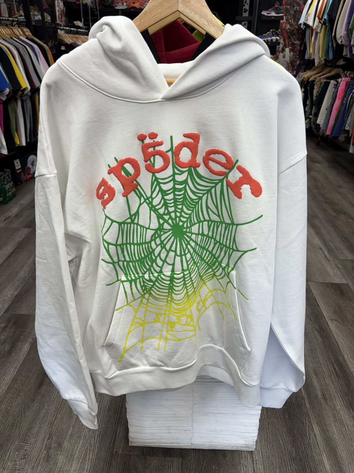 Sp5der Sp5der Og Web V2 Gradient Hoodie 'White' Size US XL / EU 56 / 4 - 1 Thumbnail