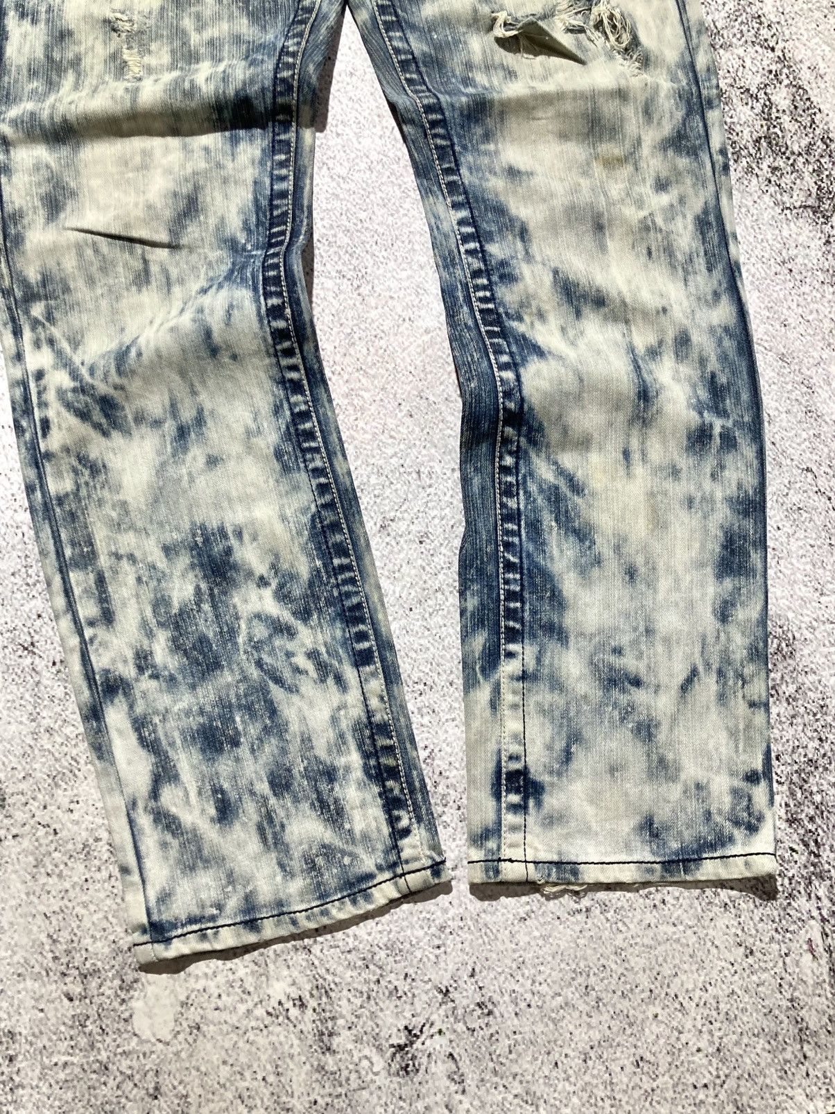 Japanese Brand 2000s Ugiz Distressed Ripped Acid Wash Denim Tornado Style Size US 29 - 10 Thumbnail