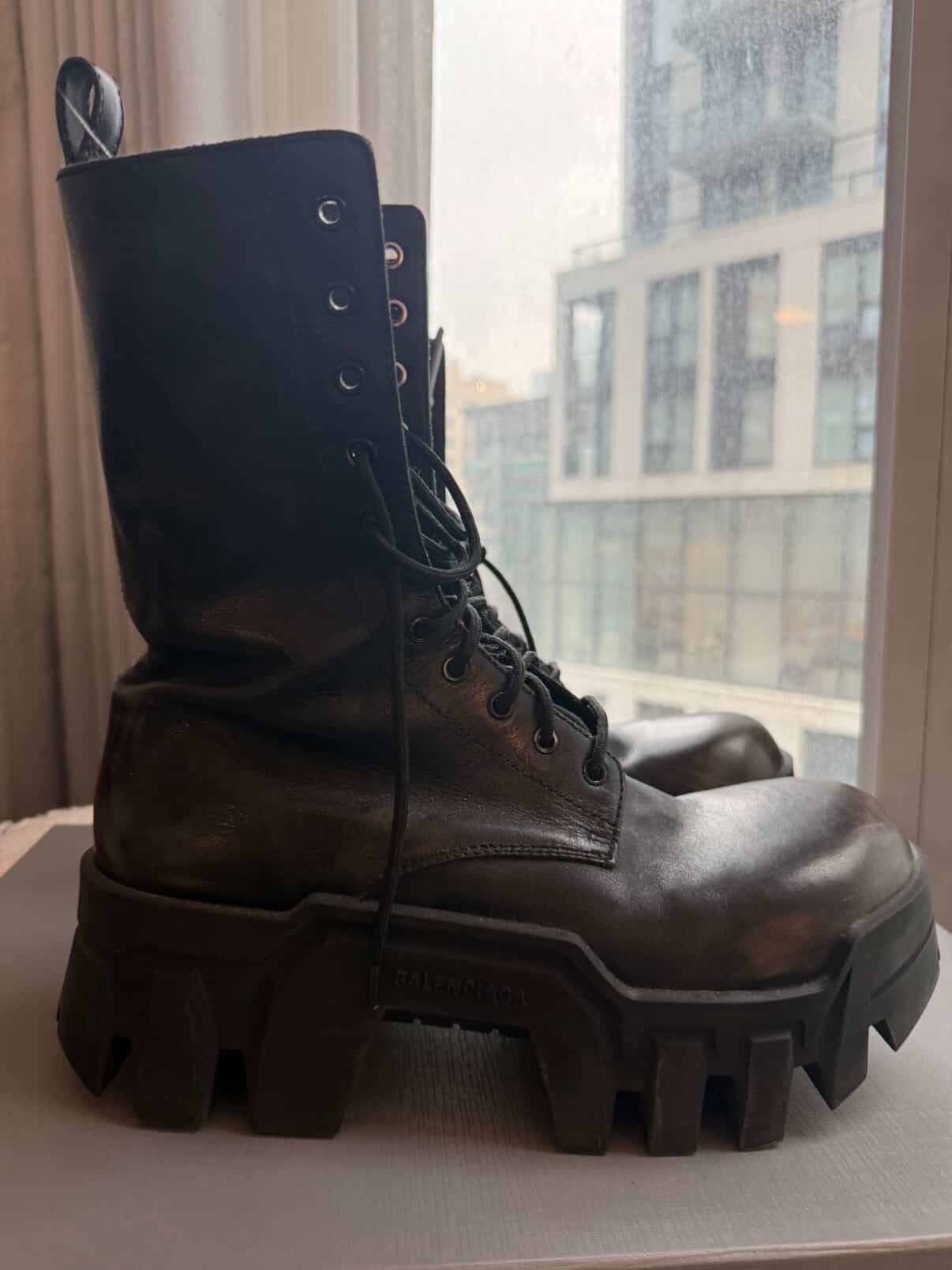 Balenciaga Balenciaga Bulldozer Boots Leather Brown 44/ US 11 Size US 11 / EU 44 - 1 Thumbnail