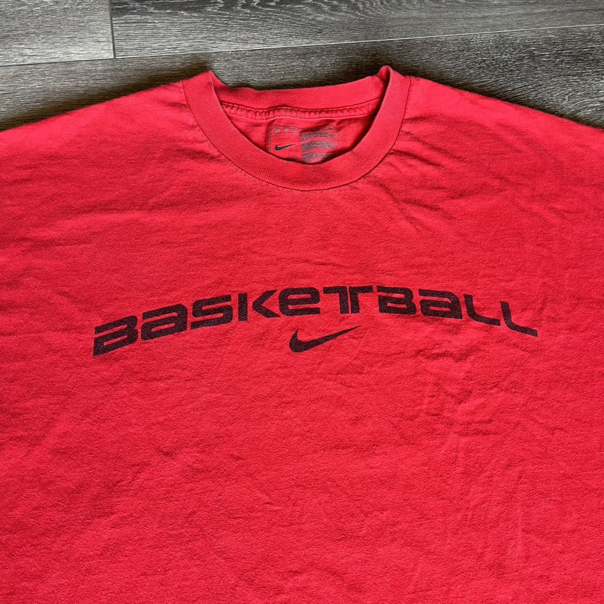 Nike × Vintage Vintage 2000s Nike Basketball Center Swoosh Logo T Shirt Y2K Size US XXL / EU 58 / 5 - 1 Thumbnail