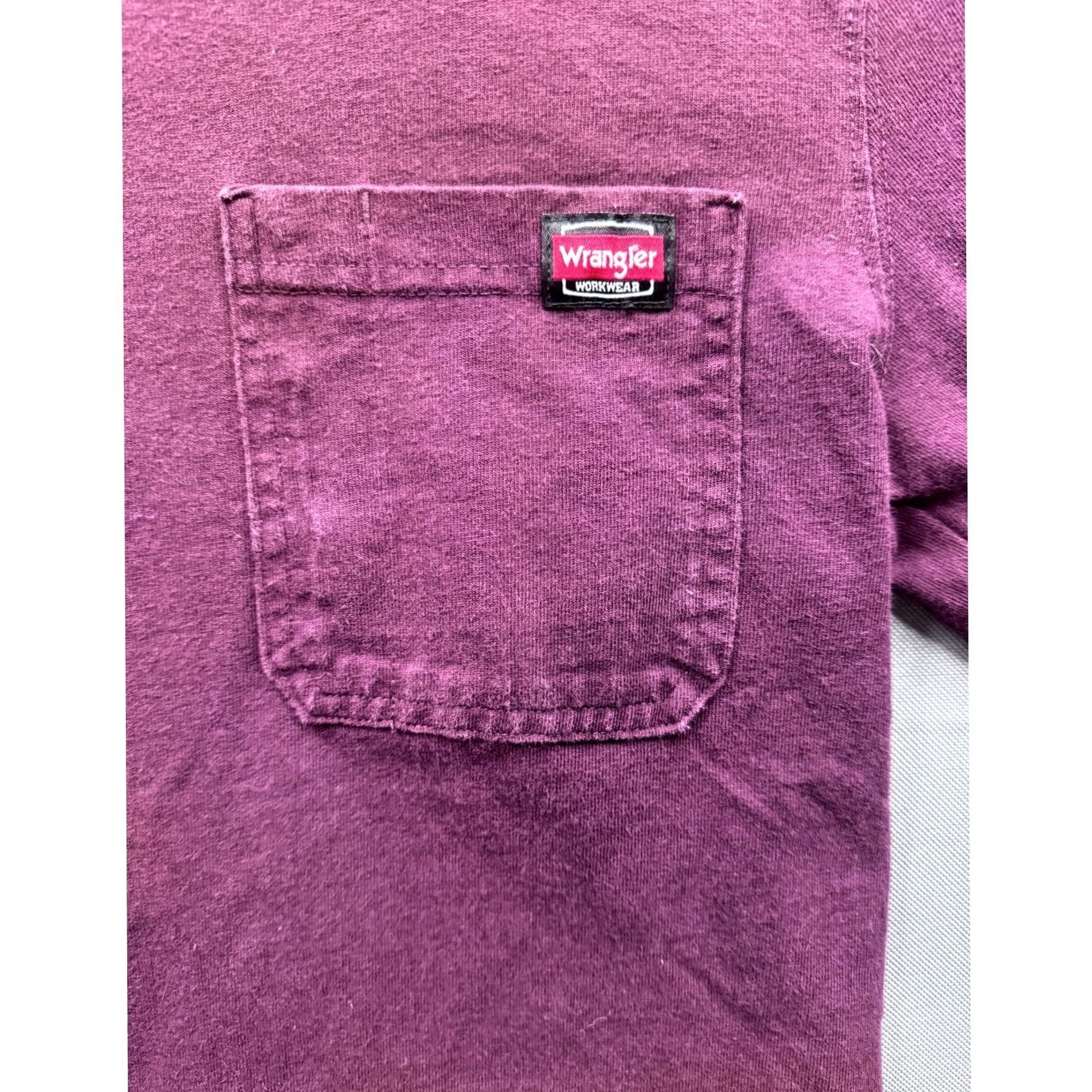 Wrangler Wrangler Workwear Shirt Long Sleeve Burgundy Mens S/CH Pocket Cotton Size US S / EU 44-46 / 1 - 3 Thumbnail