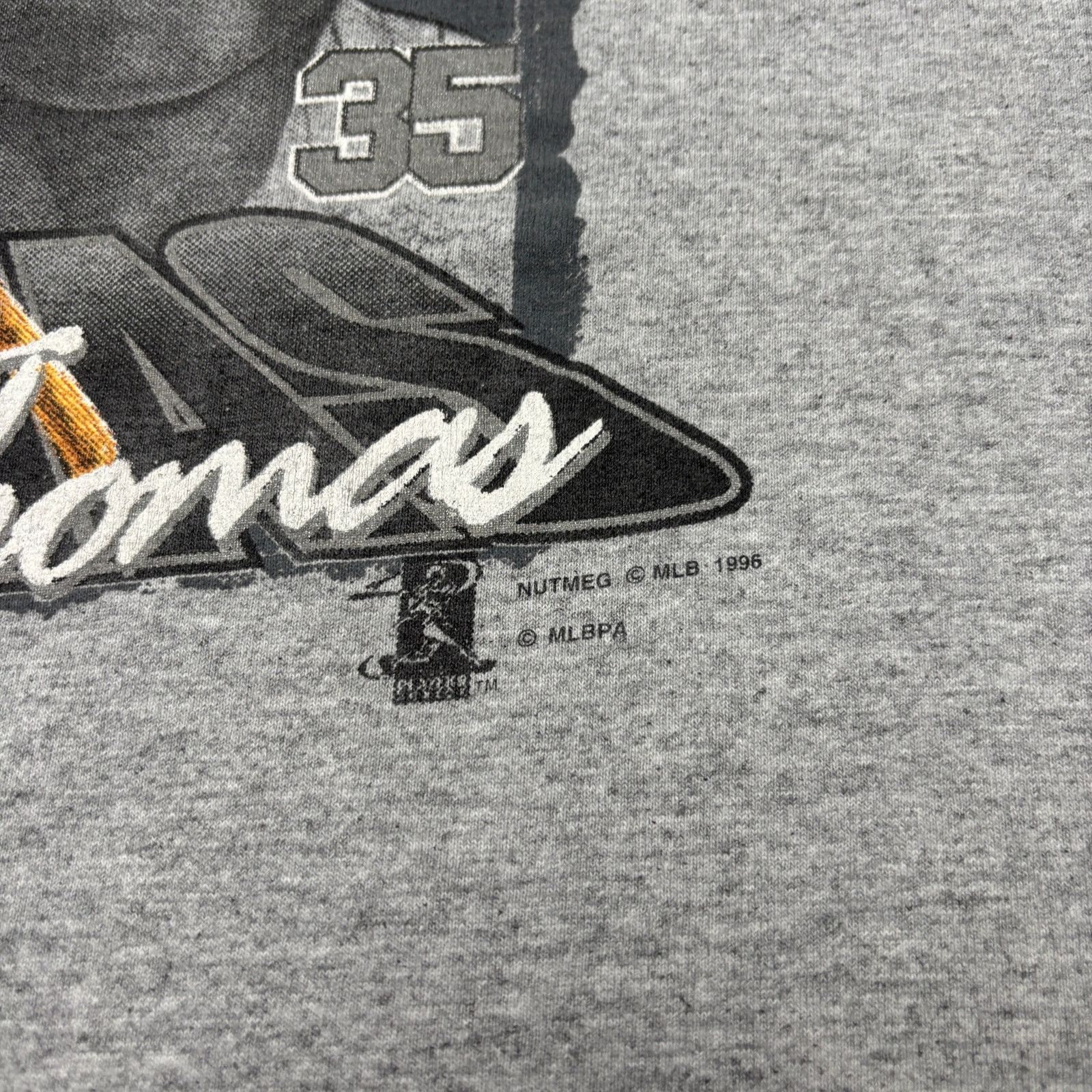 Vintage Vintage Frank Thomas Chicago White Sox Tee Shirt Size L Size US L / EU 52-54 / 3 - 3 Thumbnail