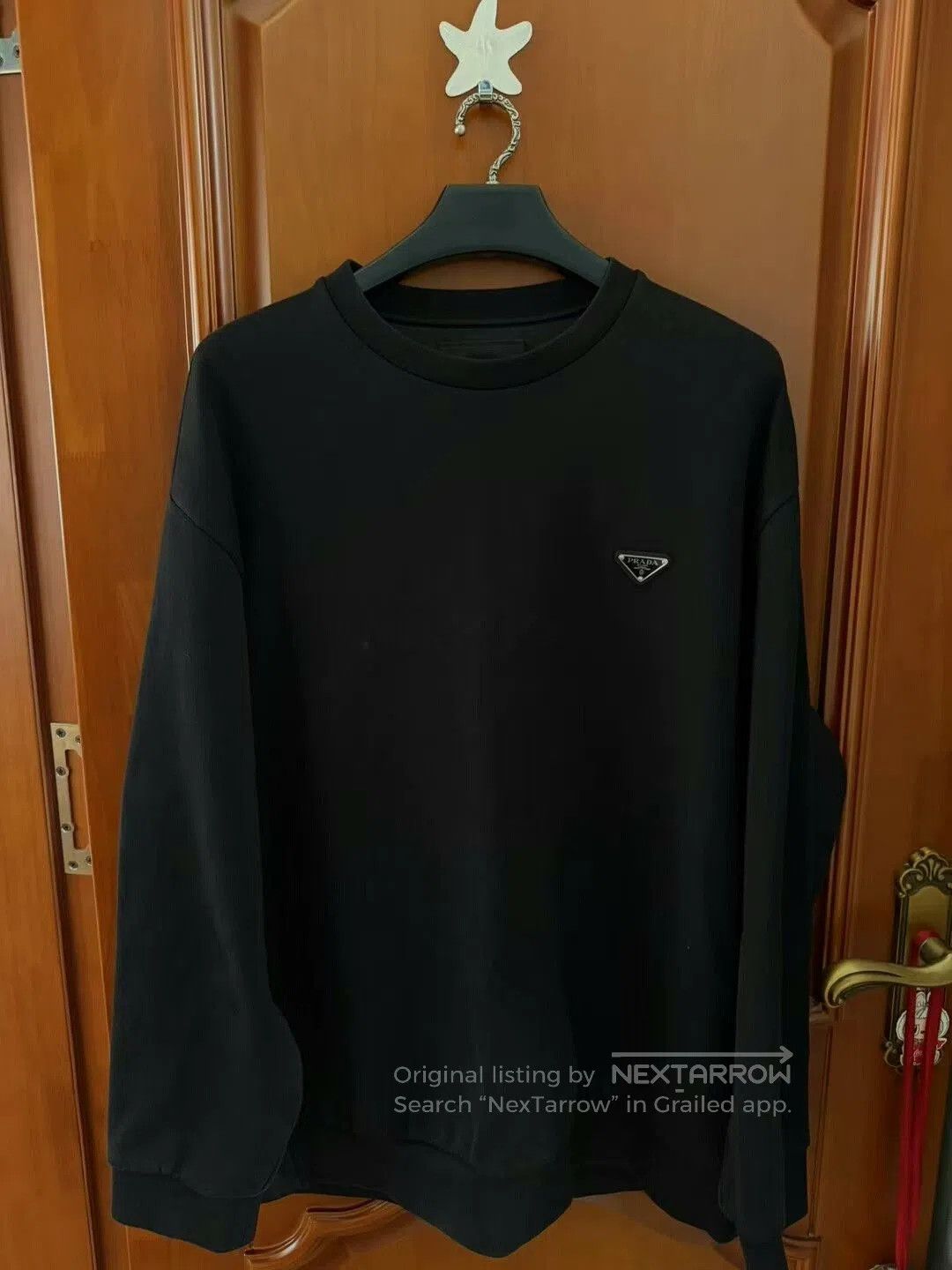 Prada prada black long sleeve sweatshirt xxl. Size US XXL / EU 58 / 5 - 1 Thumbnail