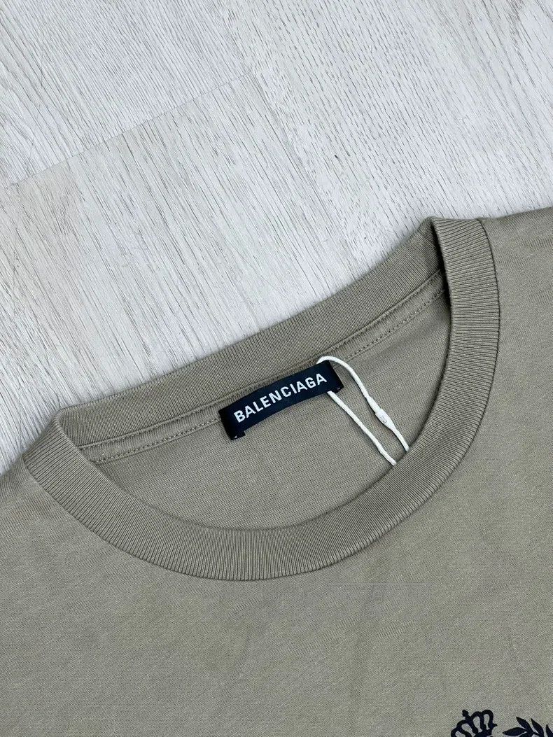 Balenciaga Balenciaga Wheat pattern short-sleeved T-shirt, color Khak Size US M / EU 48-50 / 2 - 3 Thumbnail
