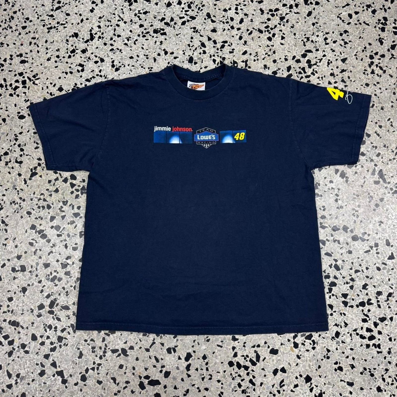 NASCAR × Vintage VINTAGE Y2K 2005 JIMMIE JOHNSON NASCAR DOUBLE SIDED TEE: Size US XL / EU 56 / 4 - 2 Thumbnail