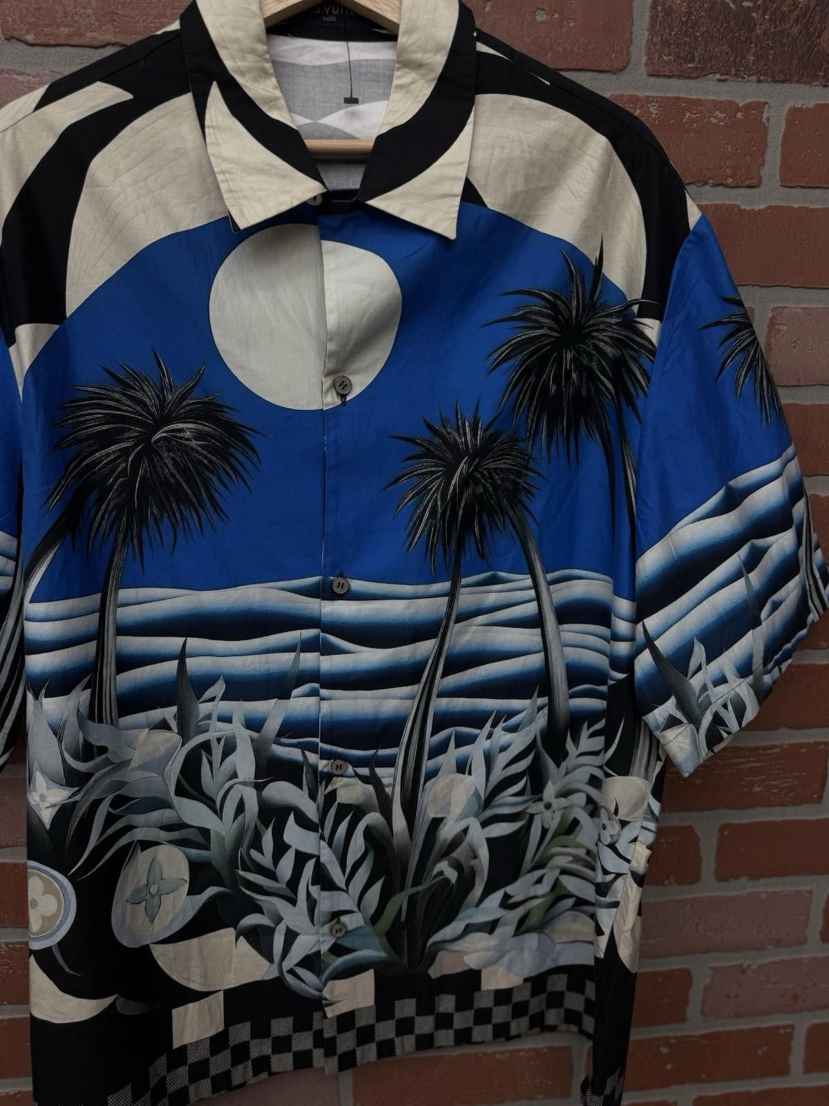 Louis Vuitton Louis Vuitton Button Up Palm Tree Blue Tee 2024 (XL) Size US XL / EU 56 / 4 - 7 Thumbnail