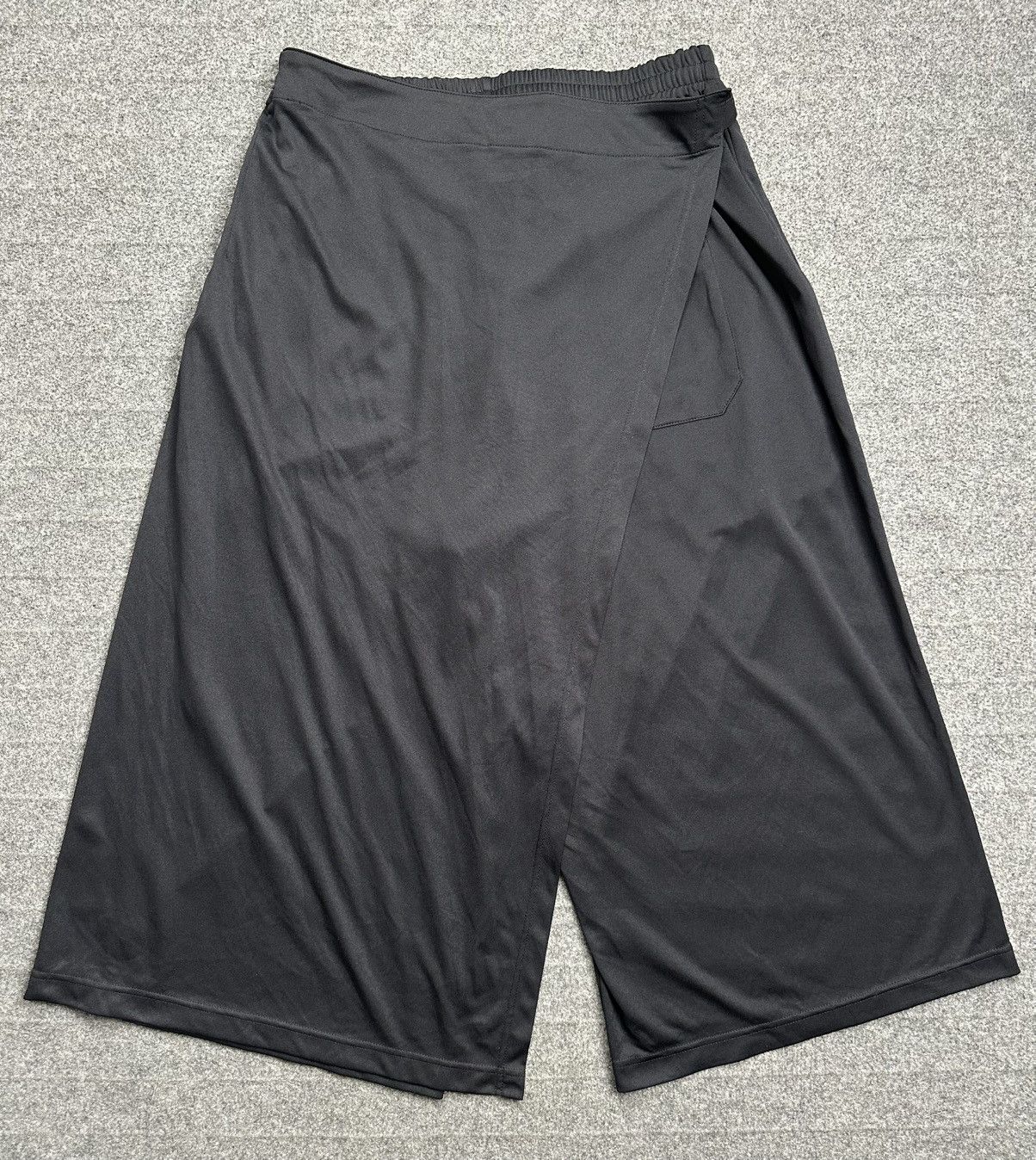 Yohji Yamamoto Yohji Yamamoto - S’YTE Thin Smooth Jersey Back Wrap Culottes Size US 31 - 2 Thumbnail