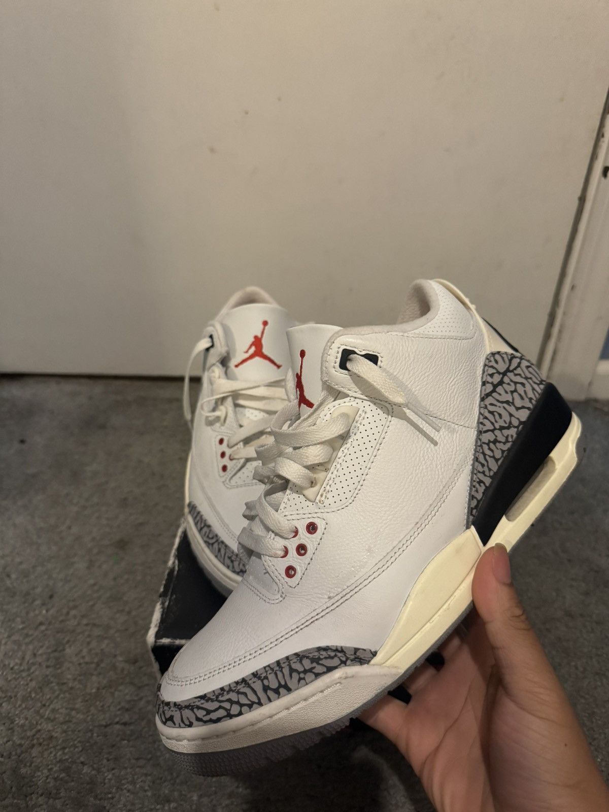Jordan Brand Jordan Retro 3 White Cement Size US 9 / EU 42 - 3 Thumbnail
