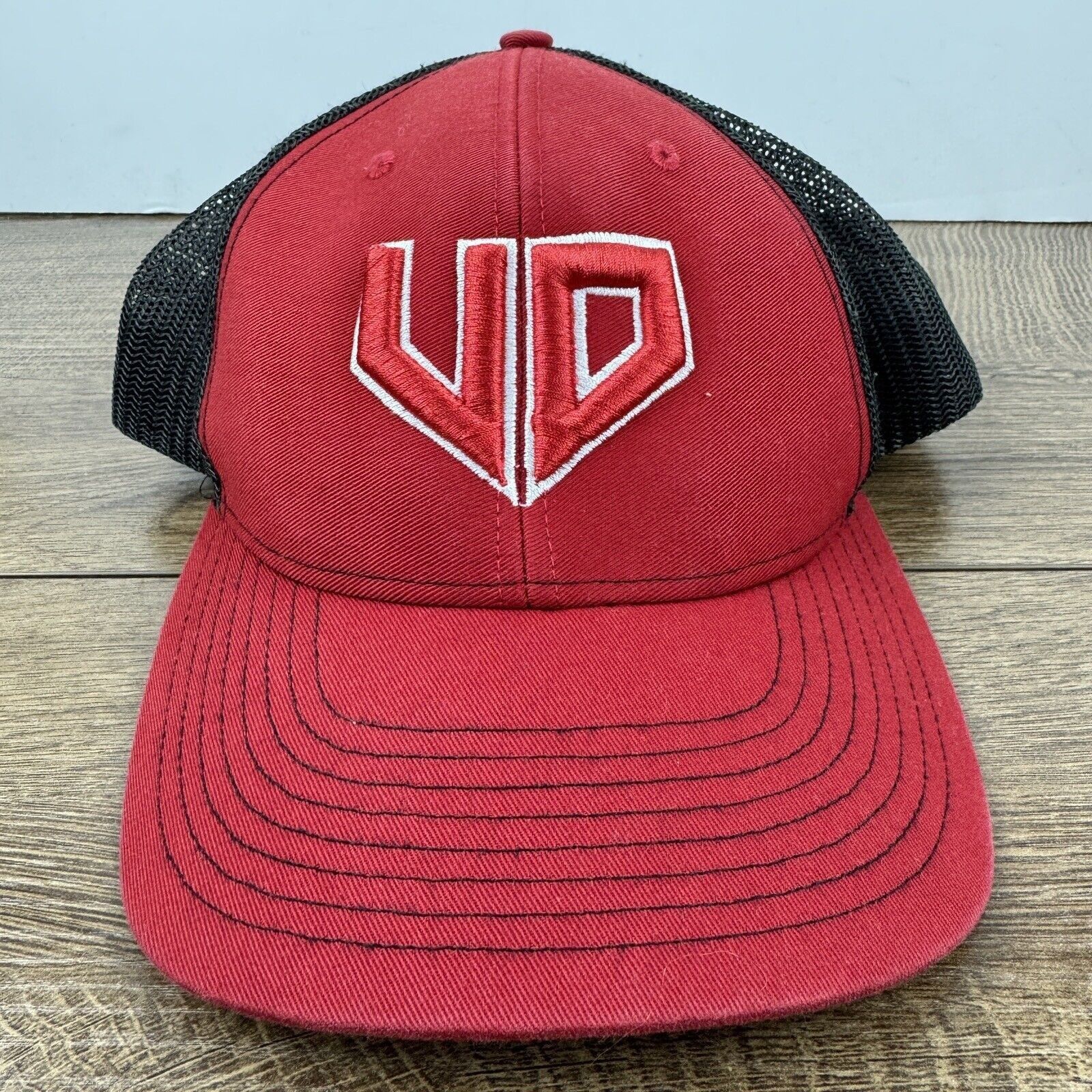 Other Dayton Flyers Hat UD University Dayton Red Hat Adjustable Ad Size ONE SIZE - 1 Thumbnail