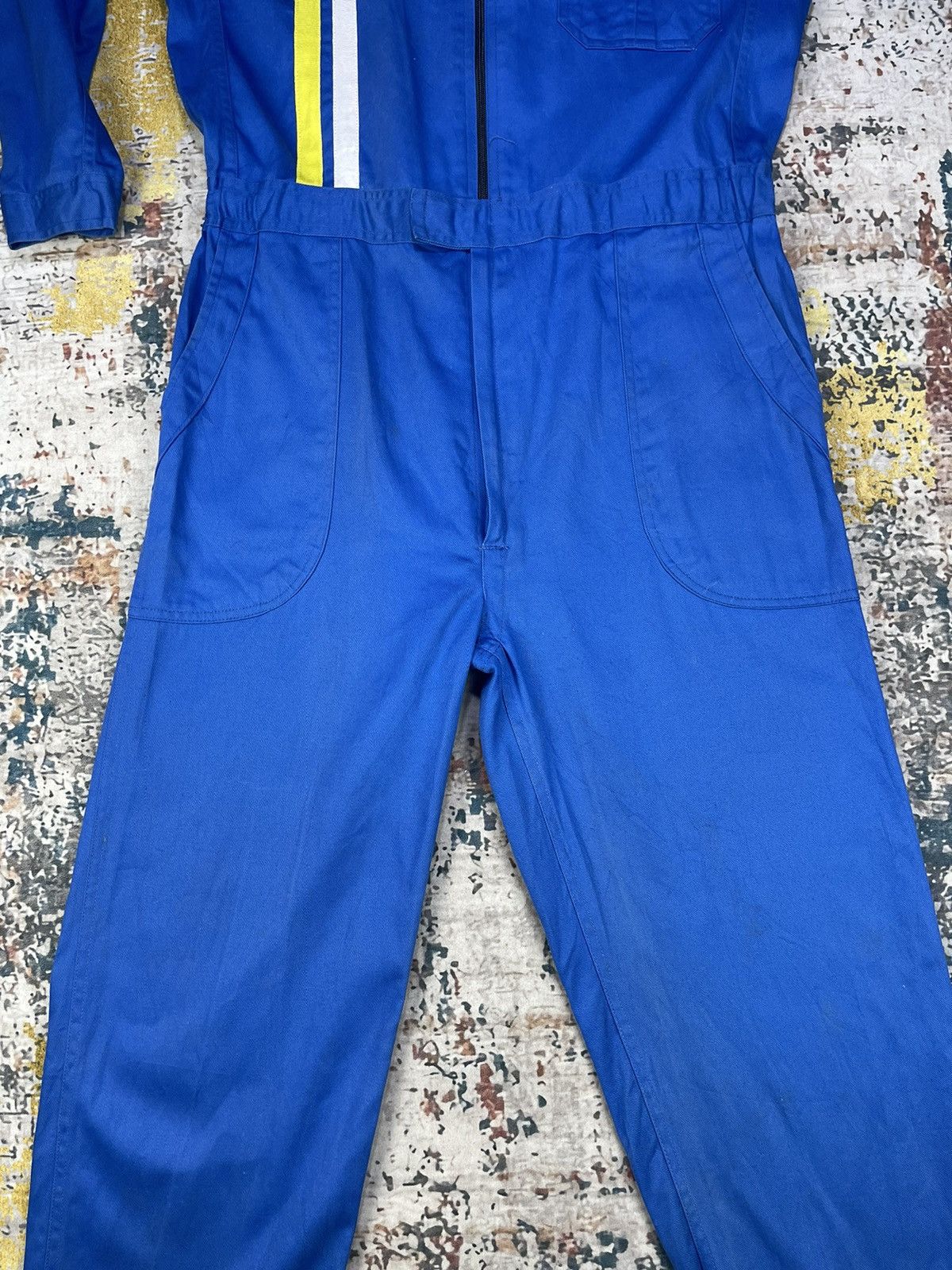 NASCAR Vintage Goodyear Back Hit Big Logo Mechanic Coveralls Size US 35 - 11 Thumbnail