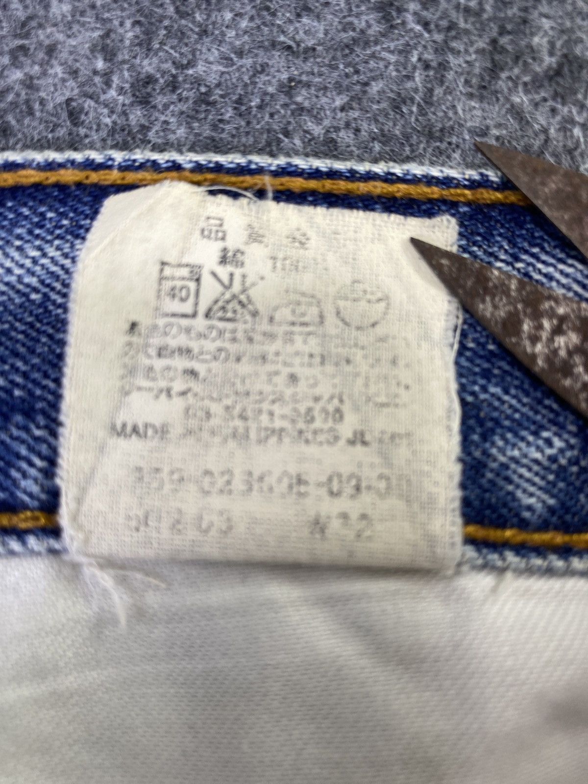 Jean × Levi's × Vintage Vintage Levis 502 Distresses Blue Wash Jeans - J881 Size US 32 / EU 48 - 8 Thumbnail