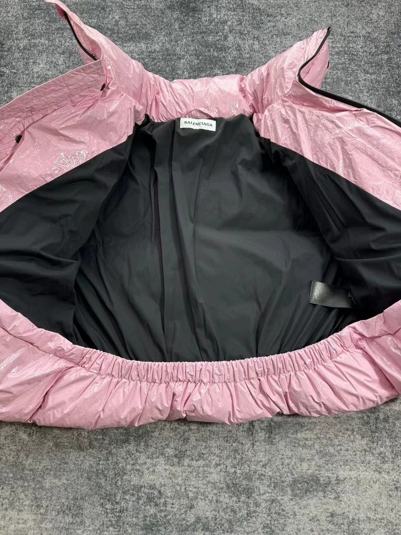 Balenciaga Balenciaga Pink glossy down jacket Size M / US 6-8 / IT 42-44 - 5 Thumbnail