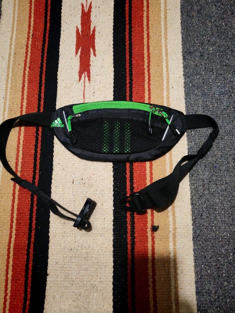 Adidas Vintage Adidas Running Pouch Waist Bag Black Green Size ONE SIZE - 1 Thumbnail