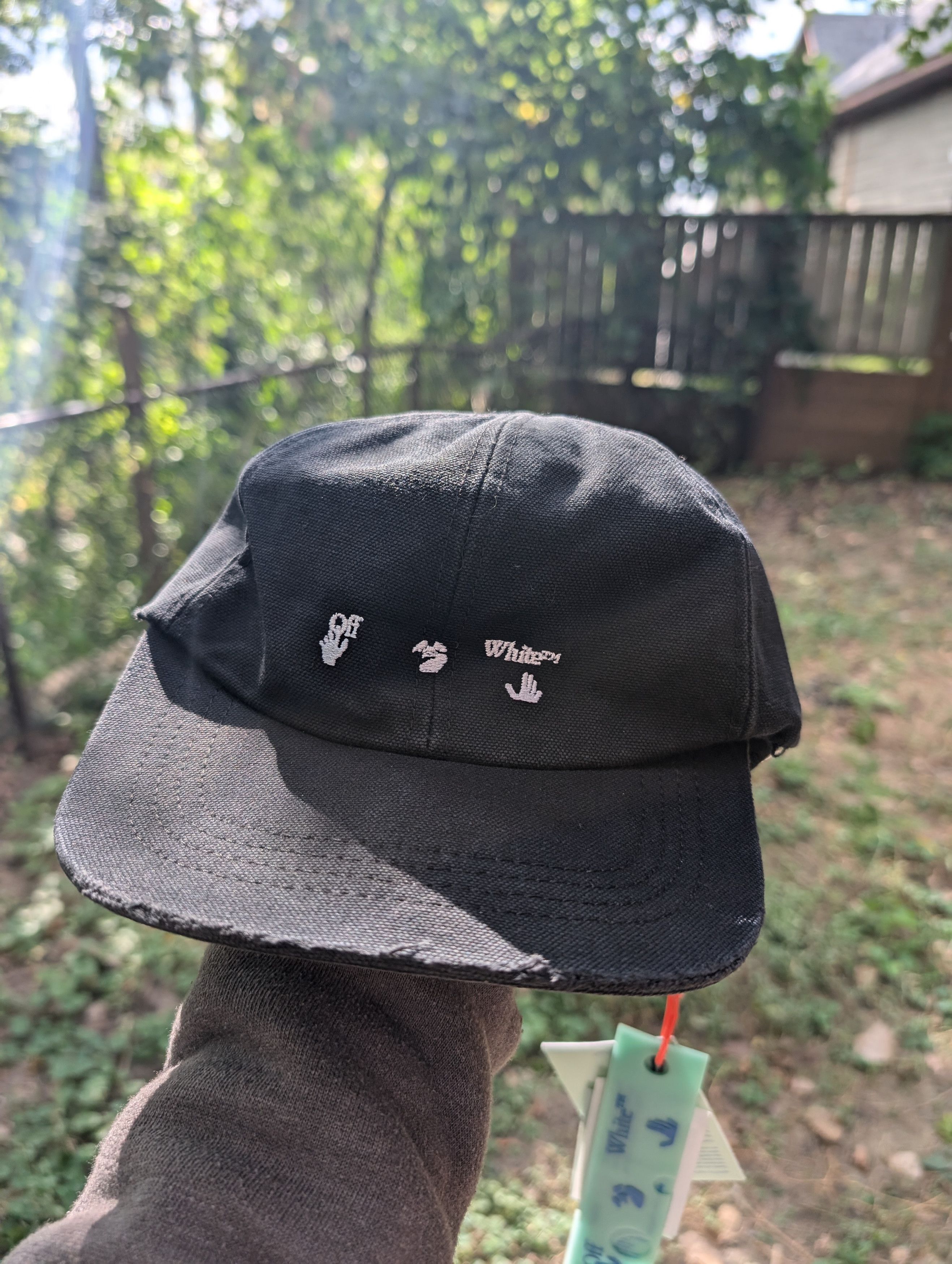 OFF-WHITE バケットハット Off-White(オフホワイト) ハット(メンズ) - 海外通販のBUYMA