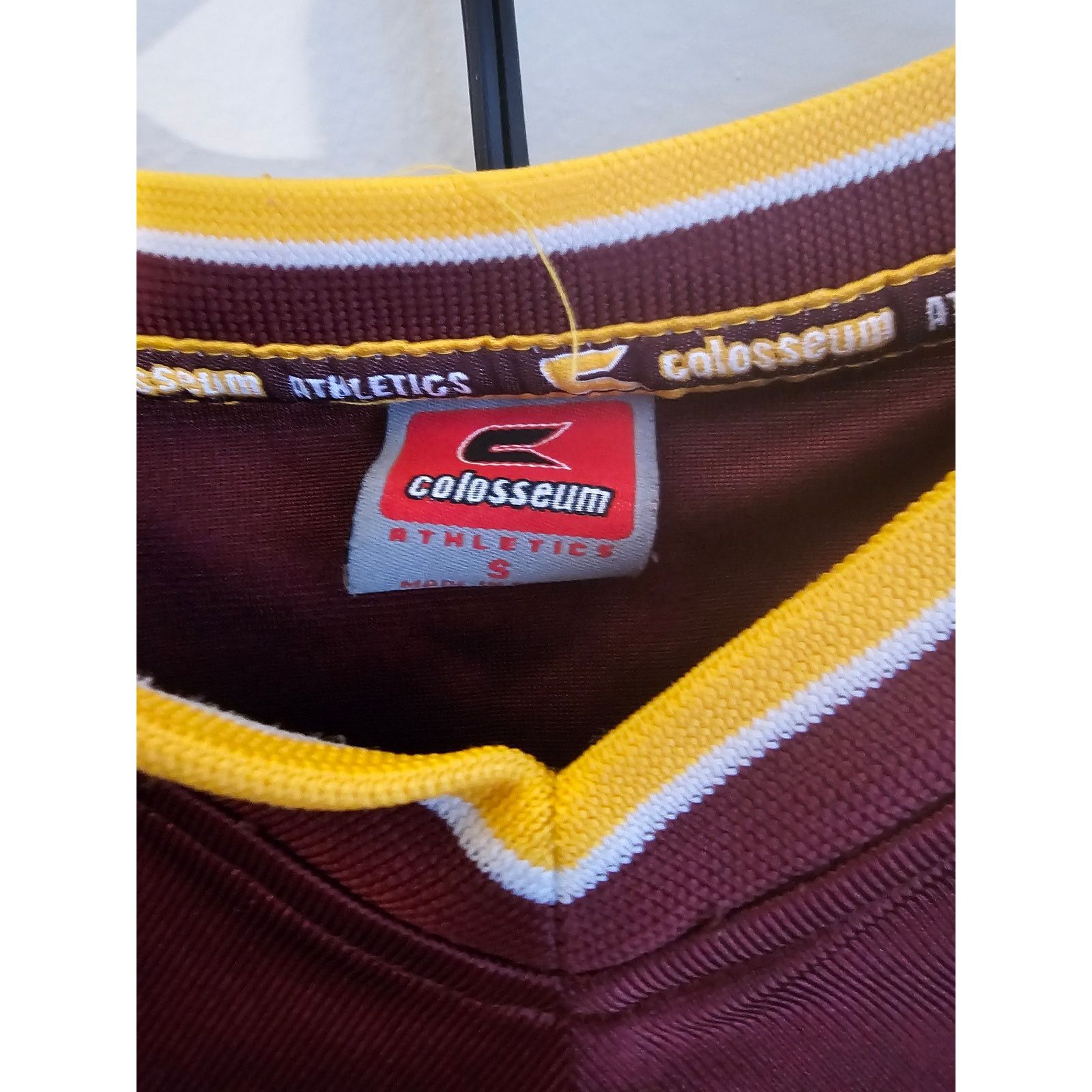 Colosseum Athletics Colosseum Athletics Minnesota Maroon/Gold Jersey - Boys S Size US XXS / EU 40 - 3 Thumbnail