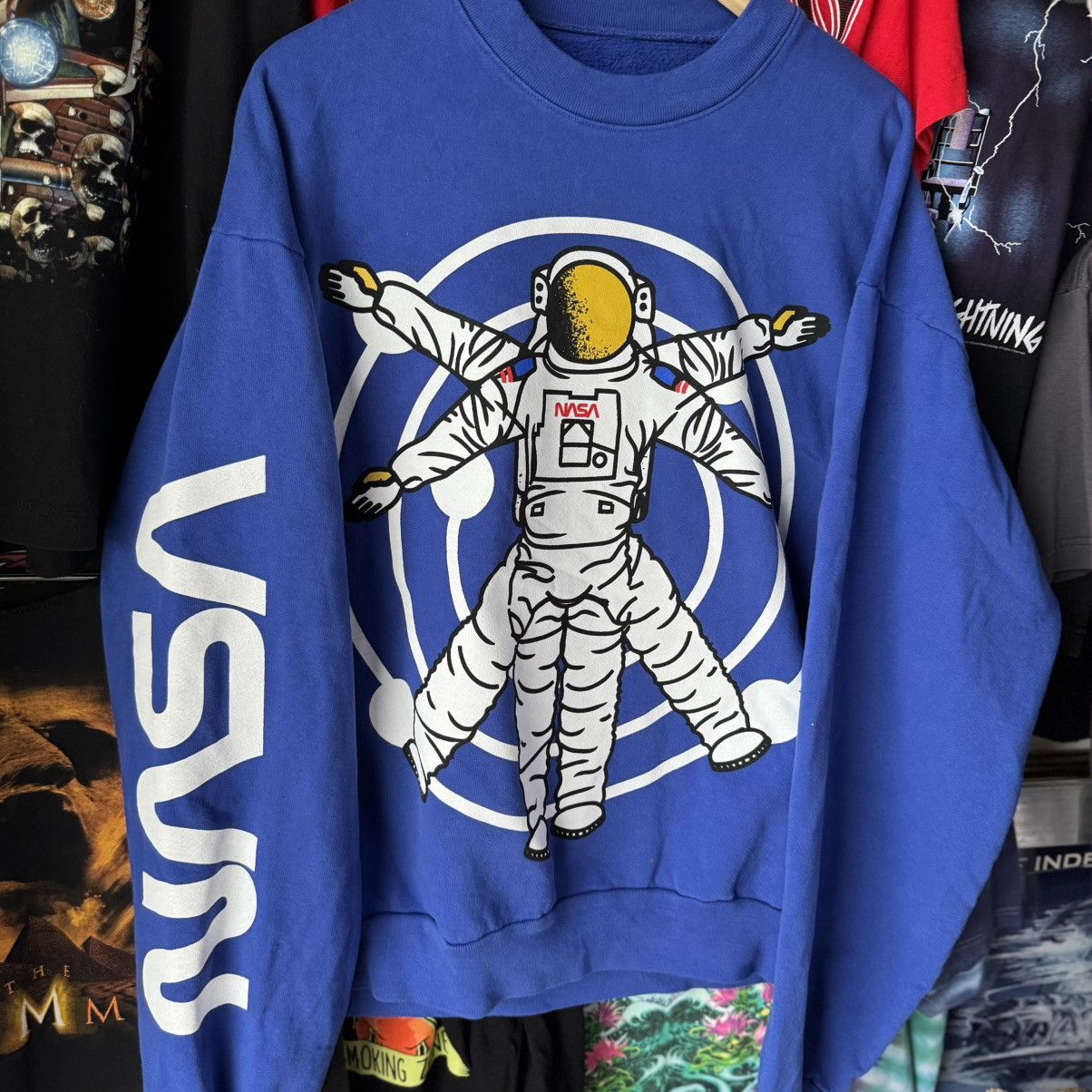 Kanye West × Kid Cudi × NASA Kid Cudi x NASA MERCH Concert Sweatshirt Astronaut The Moon Size US L / EU 52-54 / 3 - 2 Thumbnail