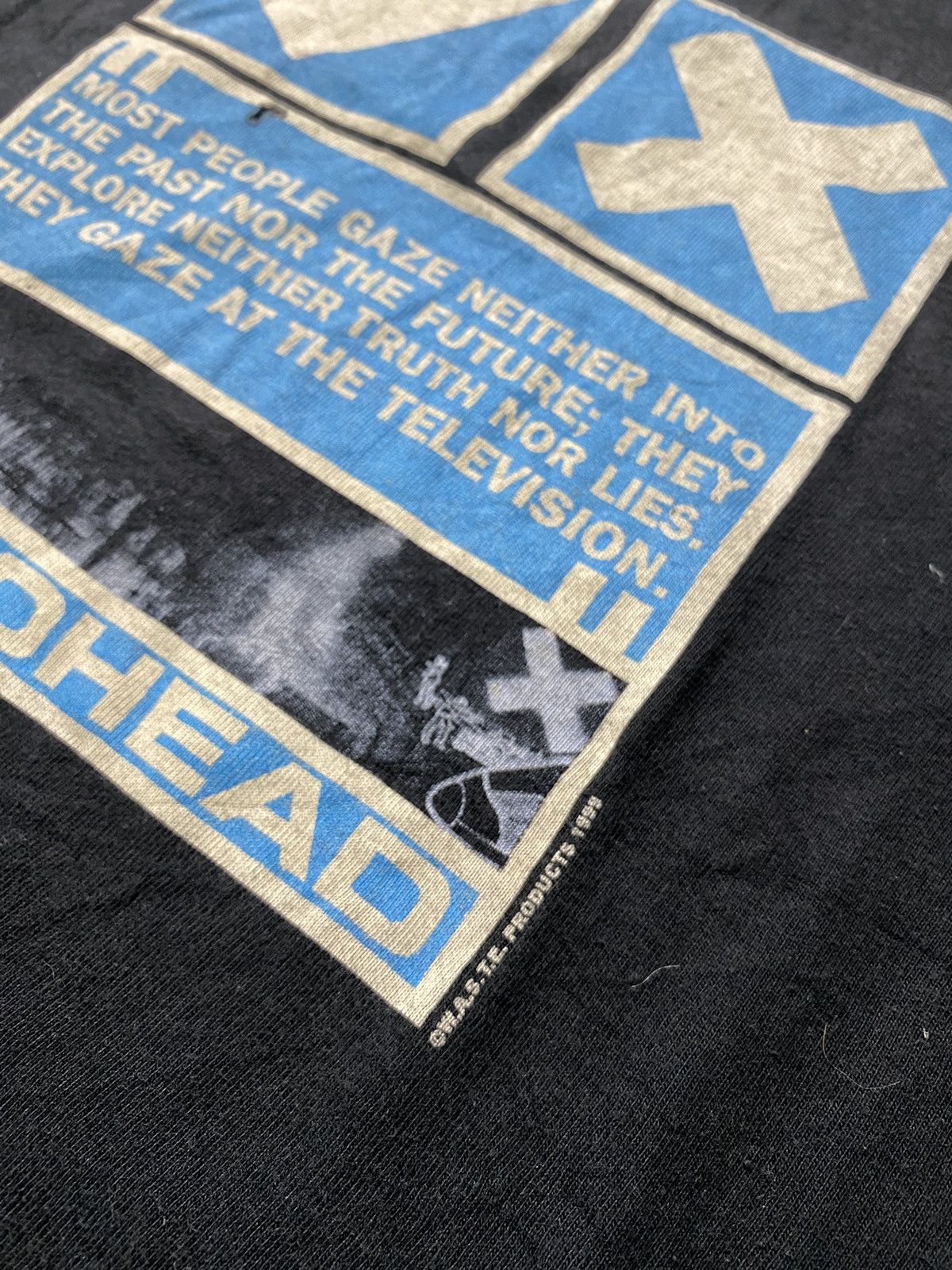 Band Tees × Vintage Vintage 90s Radiohead Ok Computer Tshirt Size US M / EU 48-50 / 2 - 4 Thumbnail