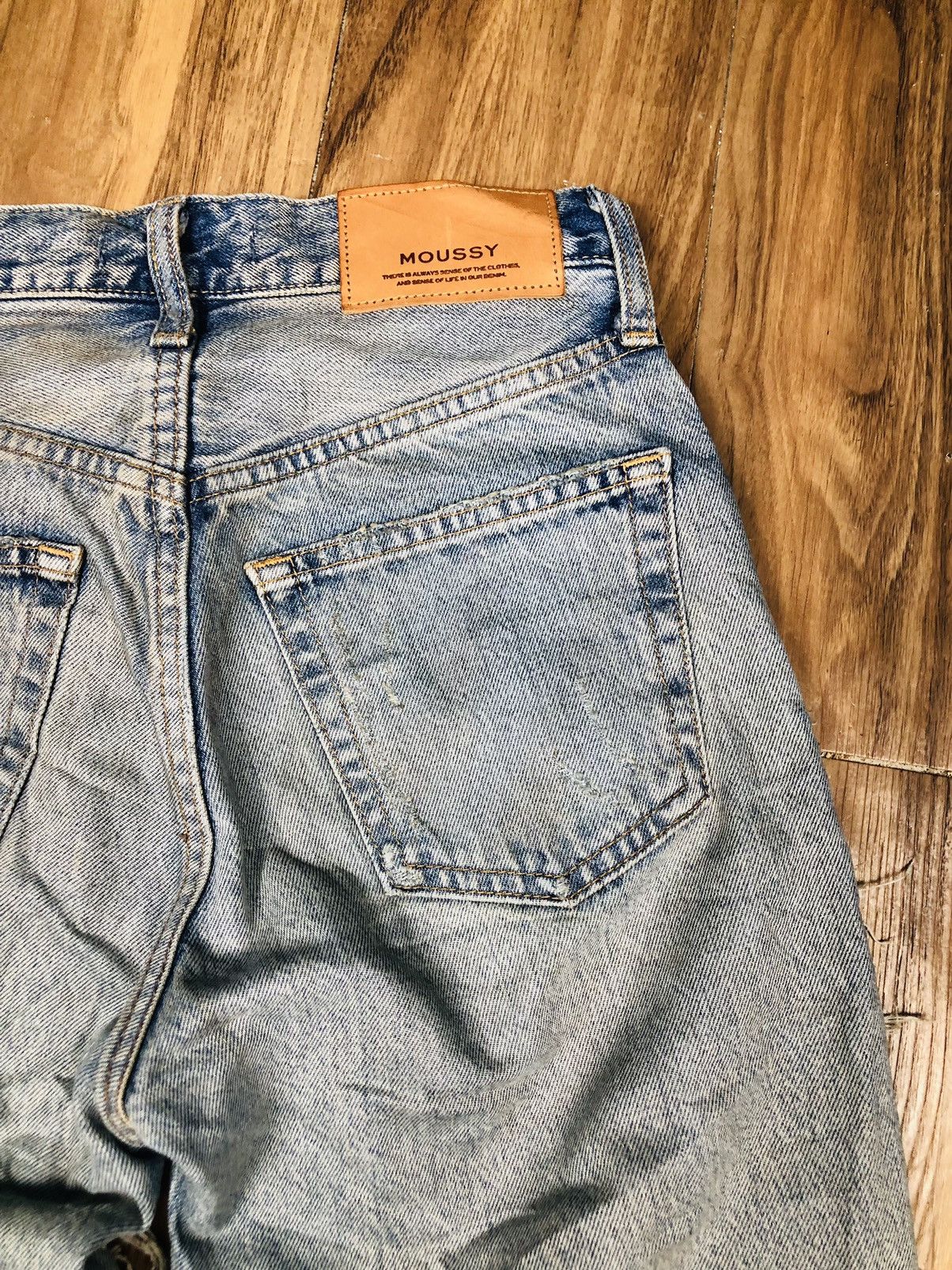 MOUSSY Distressed Moussy Denim Jeans (21) Size 23" - 22 Thumbnail