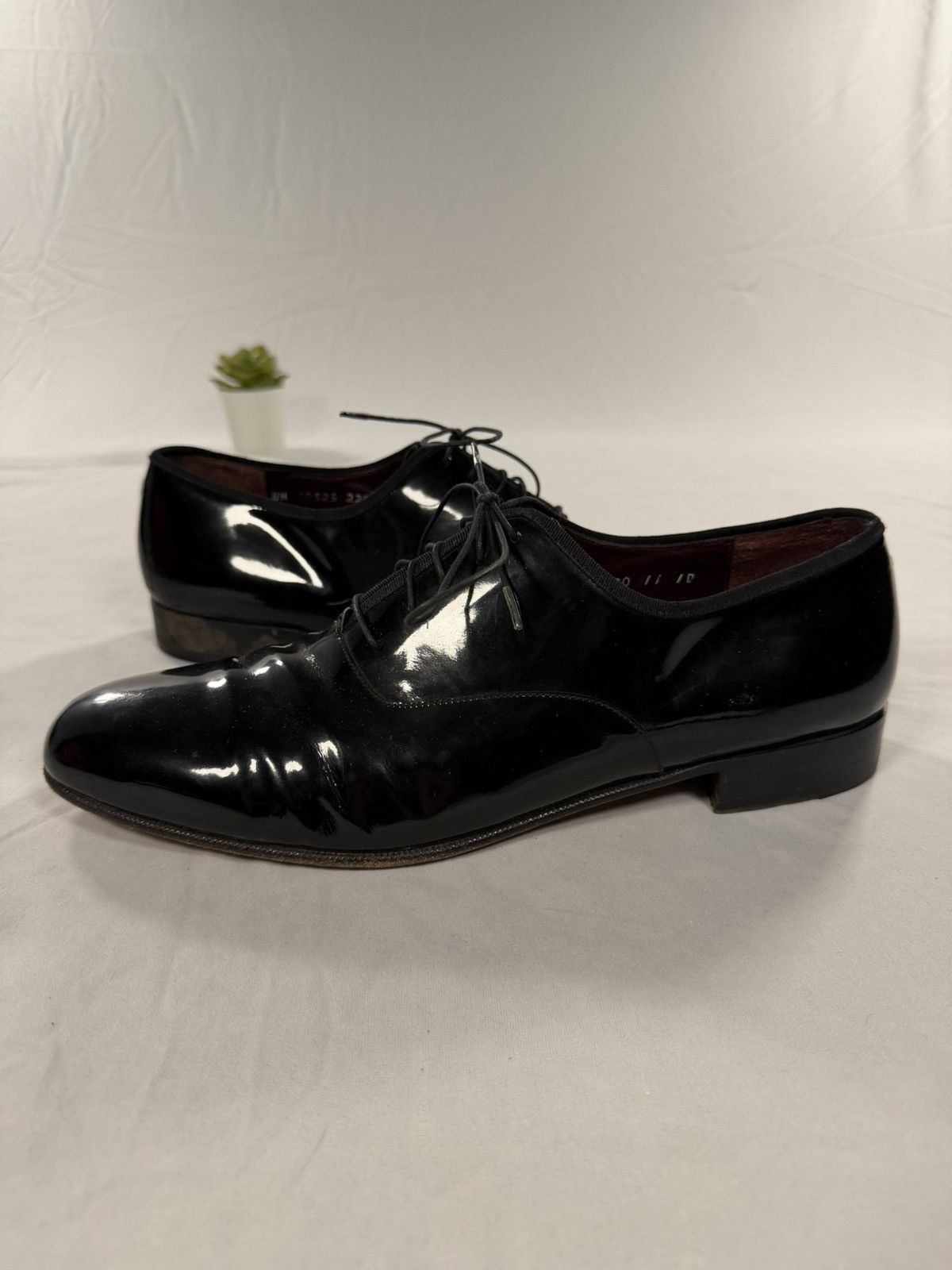 Salvatore Ferragamo Mens Black Patent Leather Dress Shoes 11