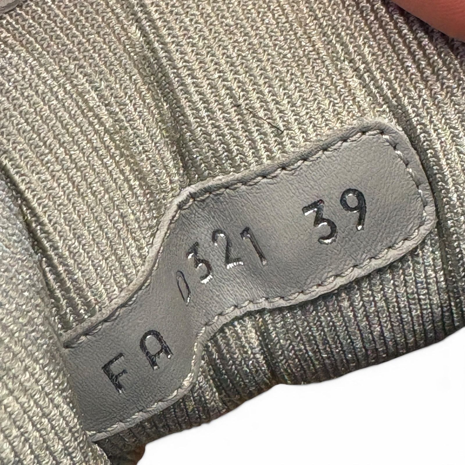 Dior Dior B27 High ‘Grey’ Oblqiue Sneakers | Size 6M Size US 6 / EU 39 - 7 Thumbnail