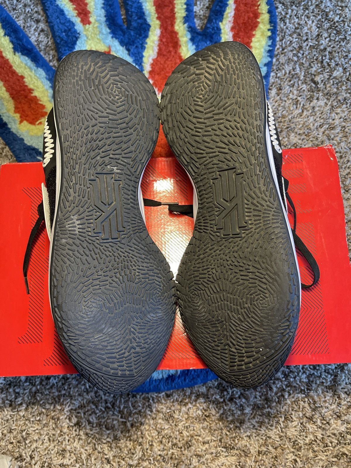 Nike Kyrie Low 3 TB PROMO Black/White Size US 14 / EU 47 - 6 Thumbnail