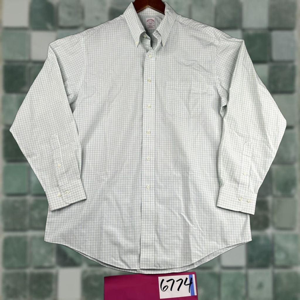 Brooks Brothers Brooks Brothers 346 Shirt Dress Shirt Mens 16 Blue Check Non-Iron Button Up Long Sleeve Regular Mens Size US L / EU 52-54 / 3 - 1 Thumbnail
