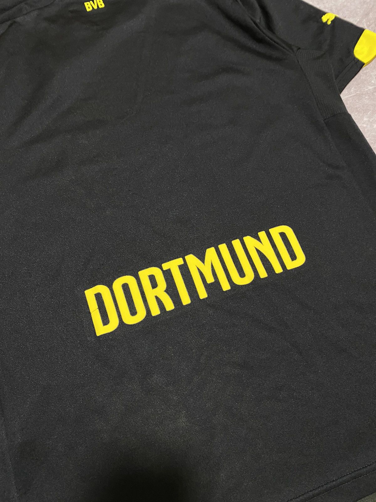 Puma Puma BVB Borussia Dortmund 15-16 Away Soccer Football Jersey Size US S / EU 44-46 / 1 - 18 Thumbnail