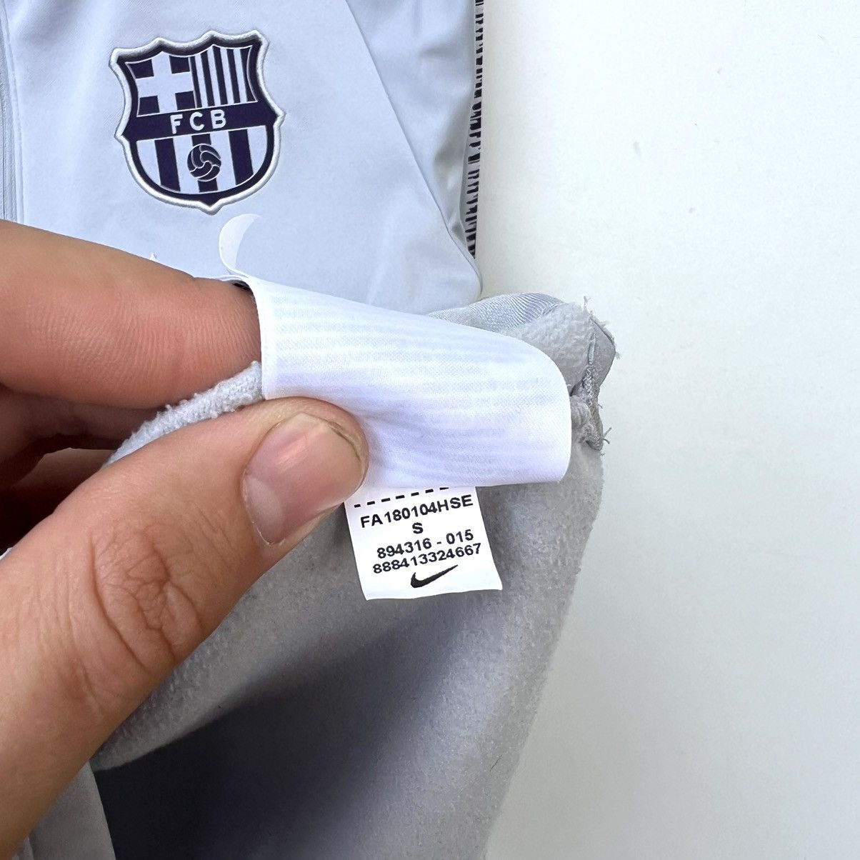 Nike Nike FC Barcelona soccer Training Zip Longsleeve football Size US S / EU 44-46 / 1 - 7 Thumbnail