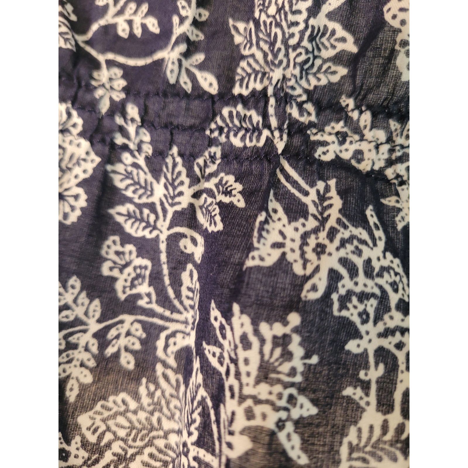 Eddie Bauer Eddie Bauer Women Blouse Blk/Wht Floral Long Sleeve Sz M Size M / US 6-8 / IT 42-44 - 4 Thumbnail