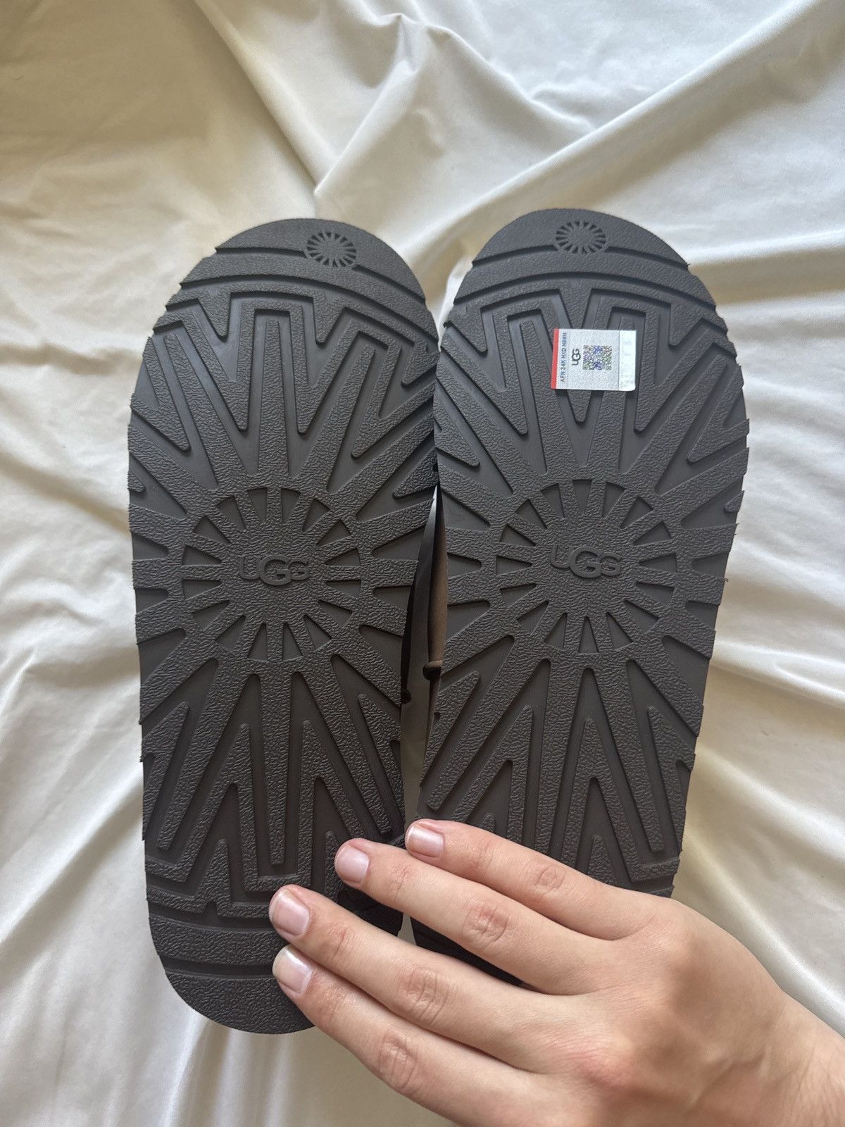 Ugg Ugg Otzo Clog BNIB Size US 11 / EU 44 - 4 Thumbnail